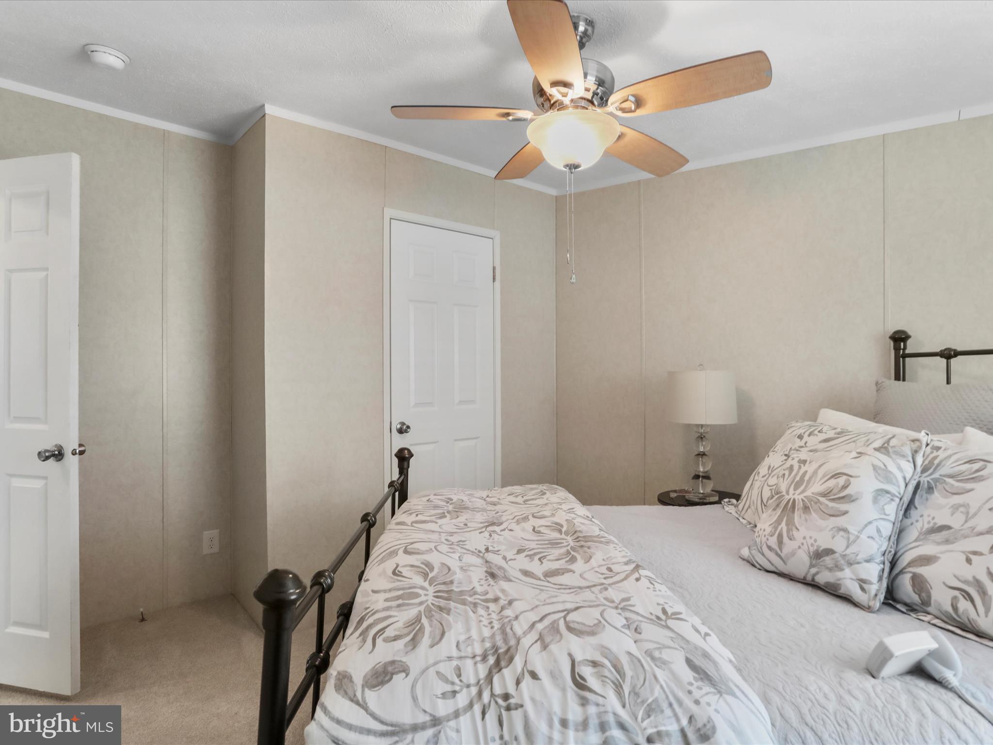 MIDDLE CREEK - Residential