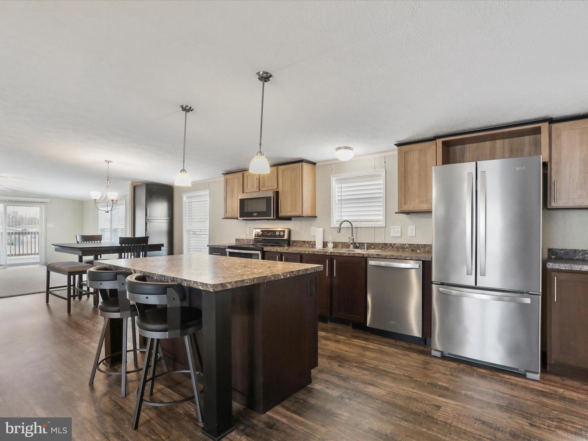 MIDDLE CREEK - Residential