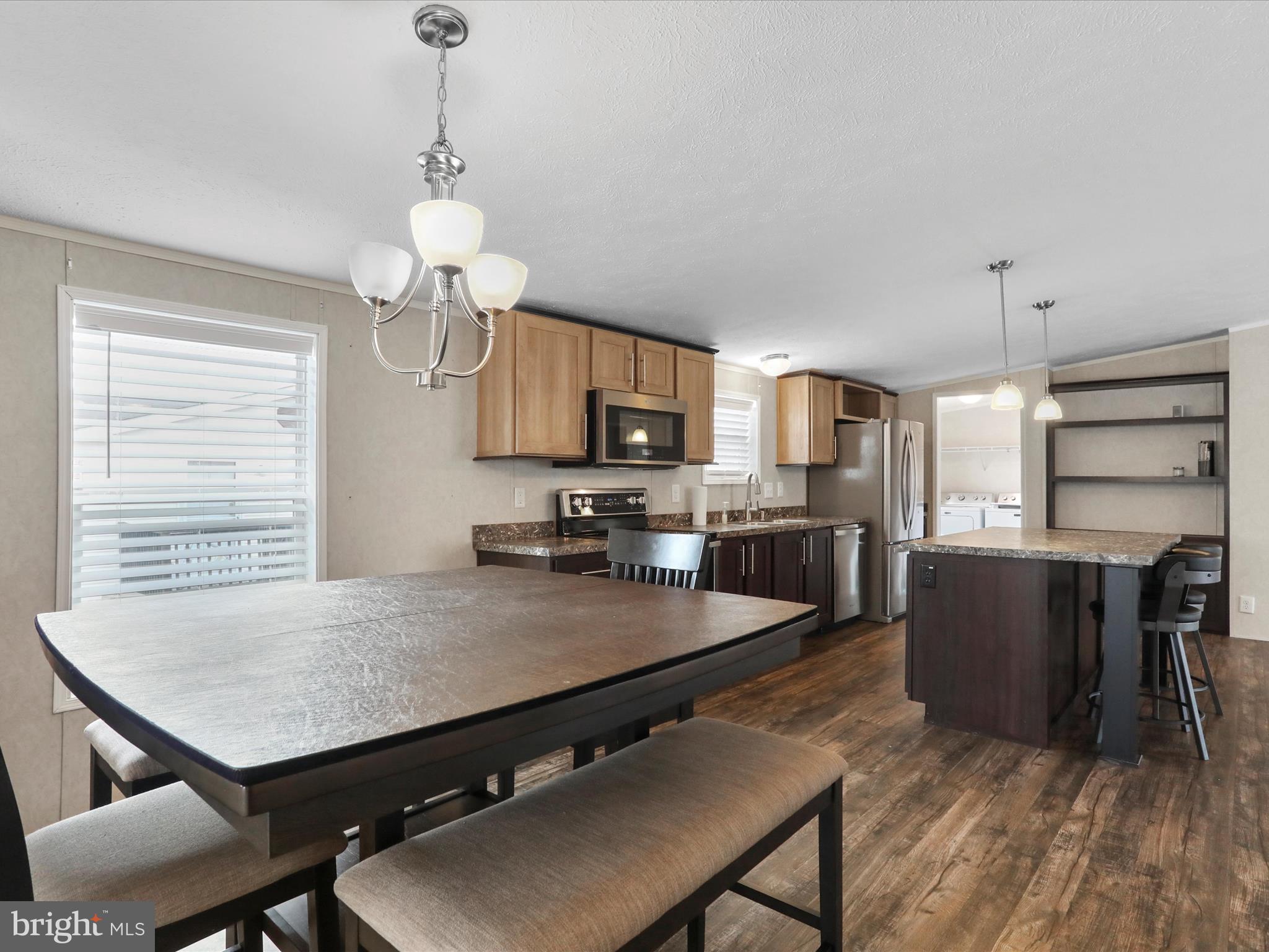 MIDDLE CREEK - Residential