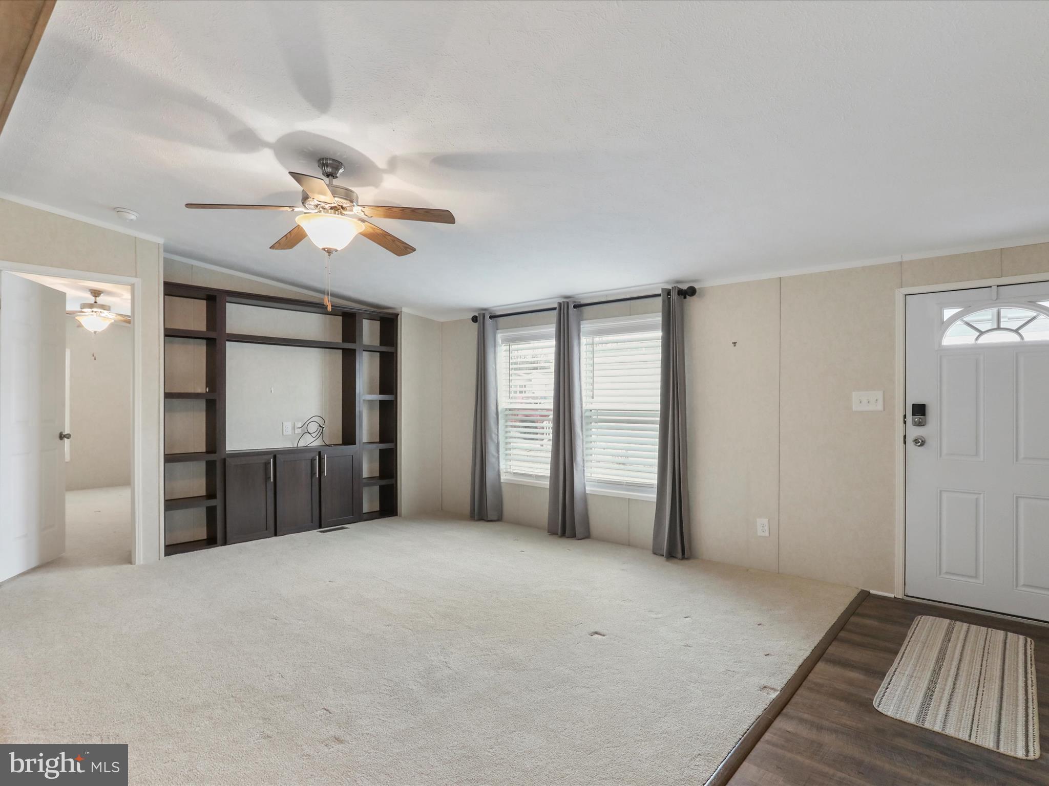 MIDDLE CREEK - Residential