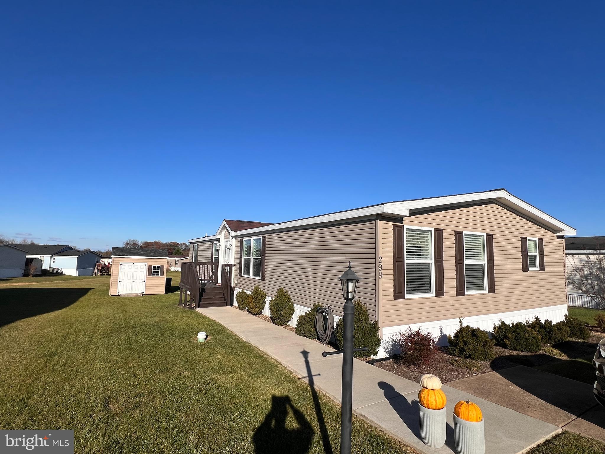 MIDDLE CREEK - Residential