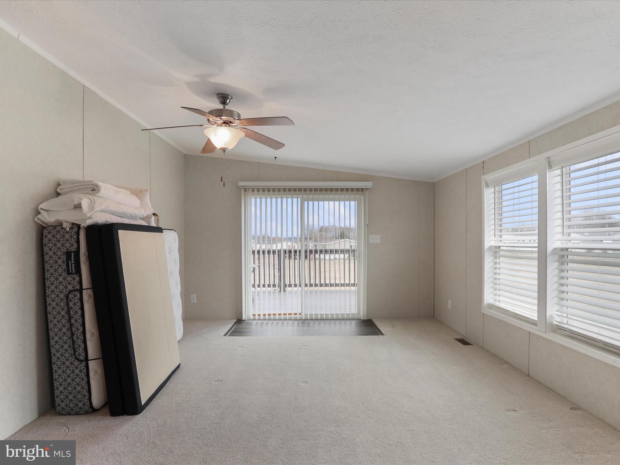 MIDDLE CREEK - Residential