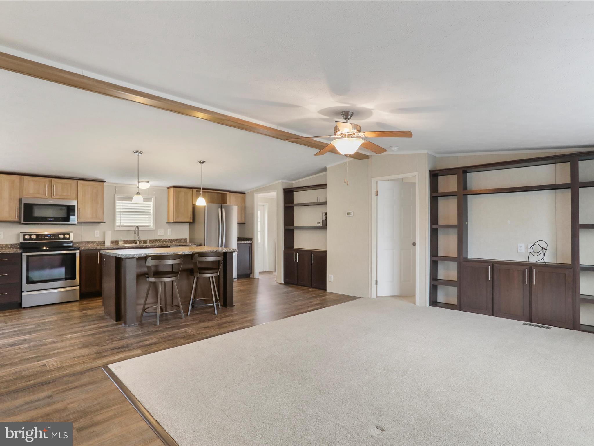 MIDDLE CREEK - Residential