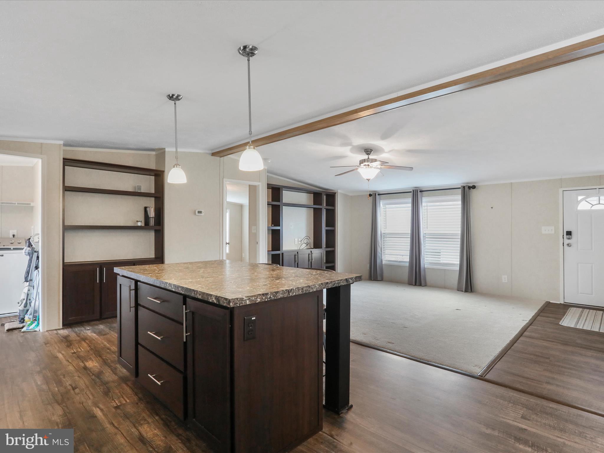 MIDDLE CREEK - Residential