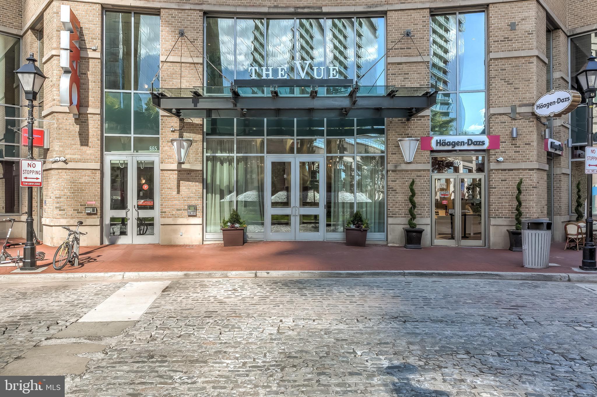 HARBOR EAST - Residential Lease