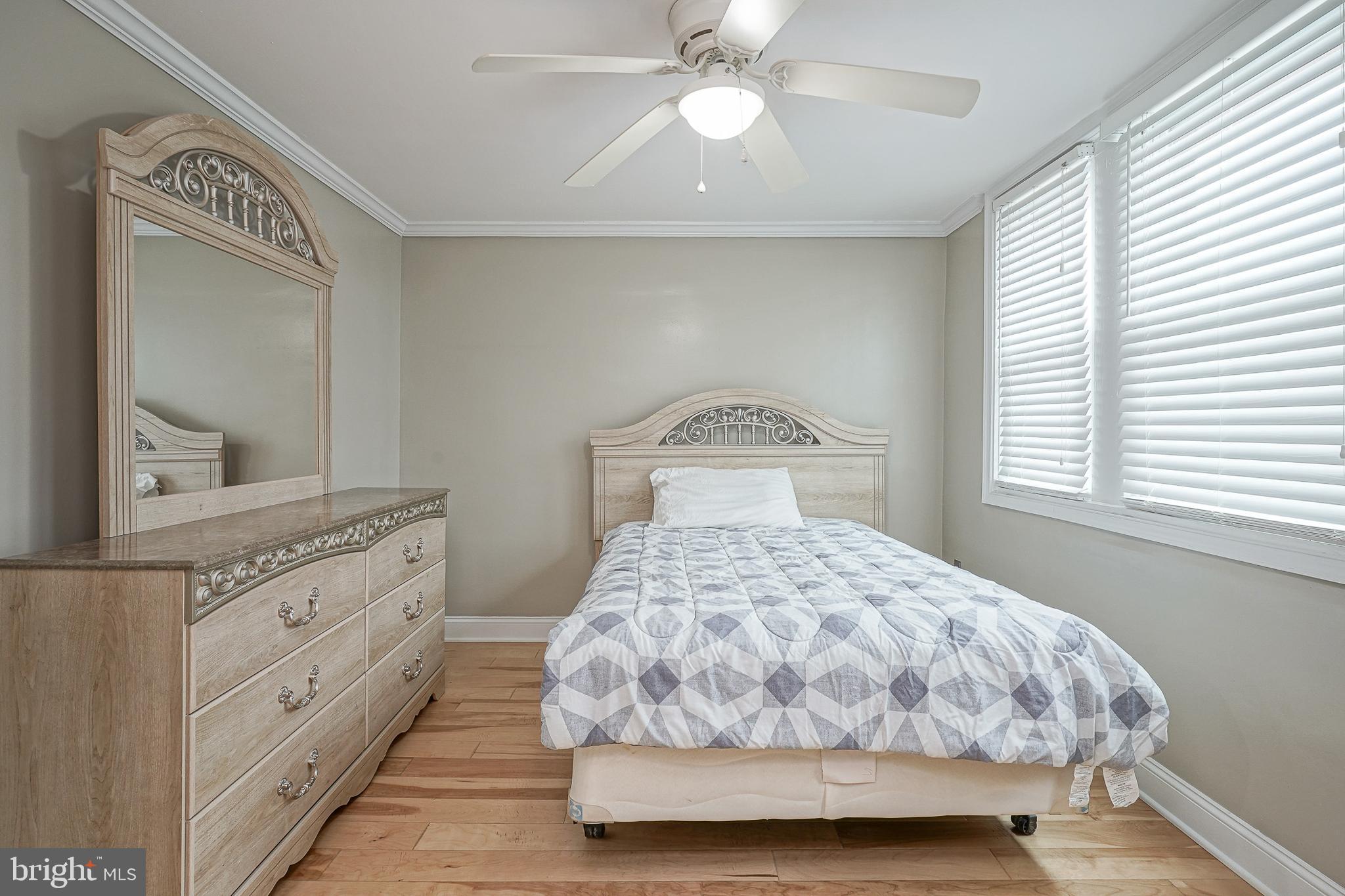 PHILADELPHIA (SOUTH) - Residential