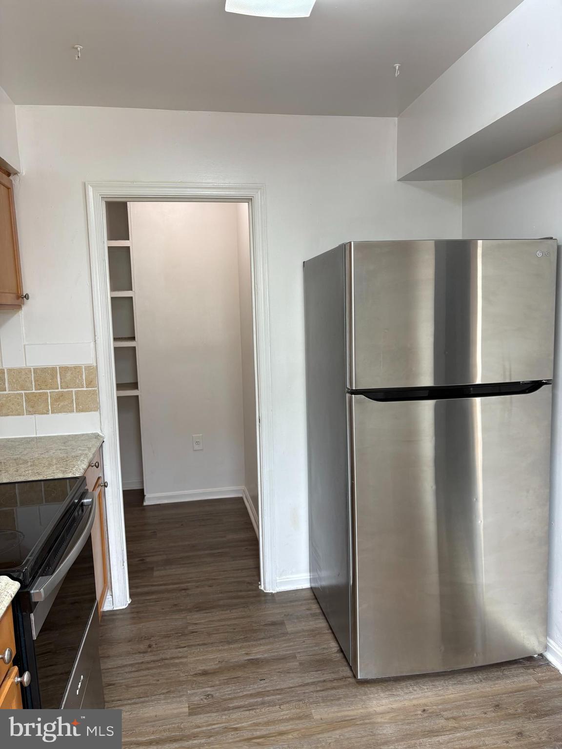 POINT OF WOODS - Residential Lease