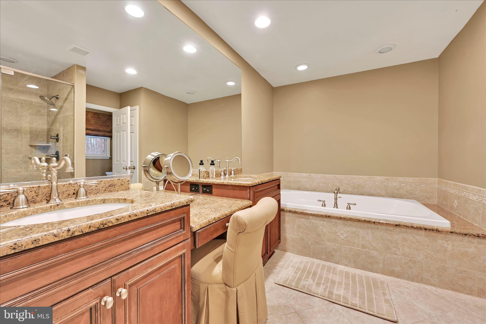 BRIDGEWATER - Residential