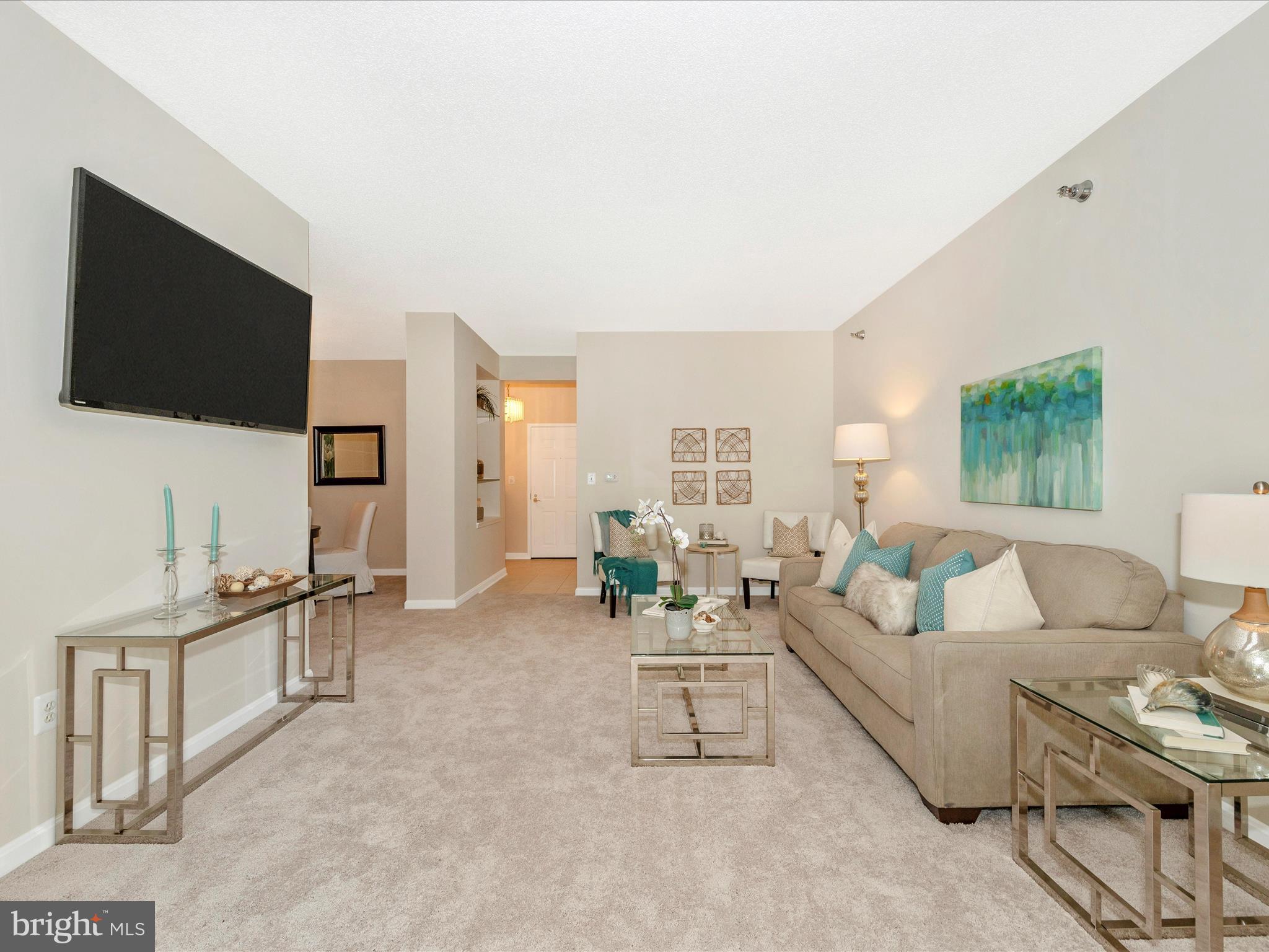 TURNBERRY COURTS AT LEIS - Residential