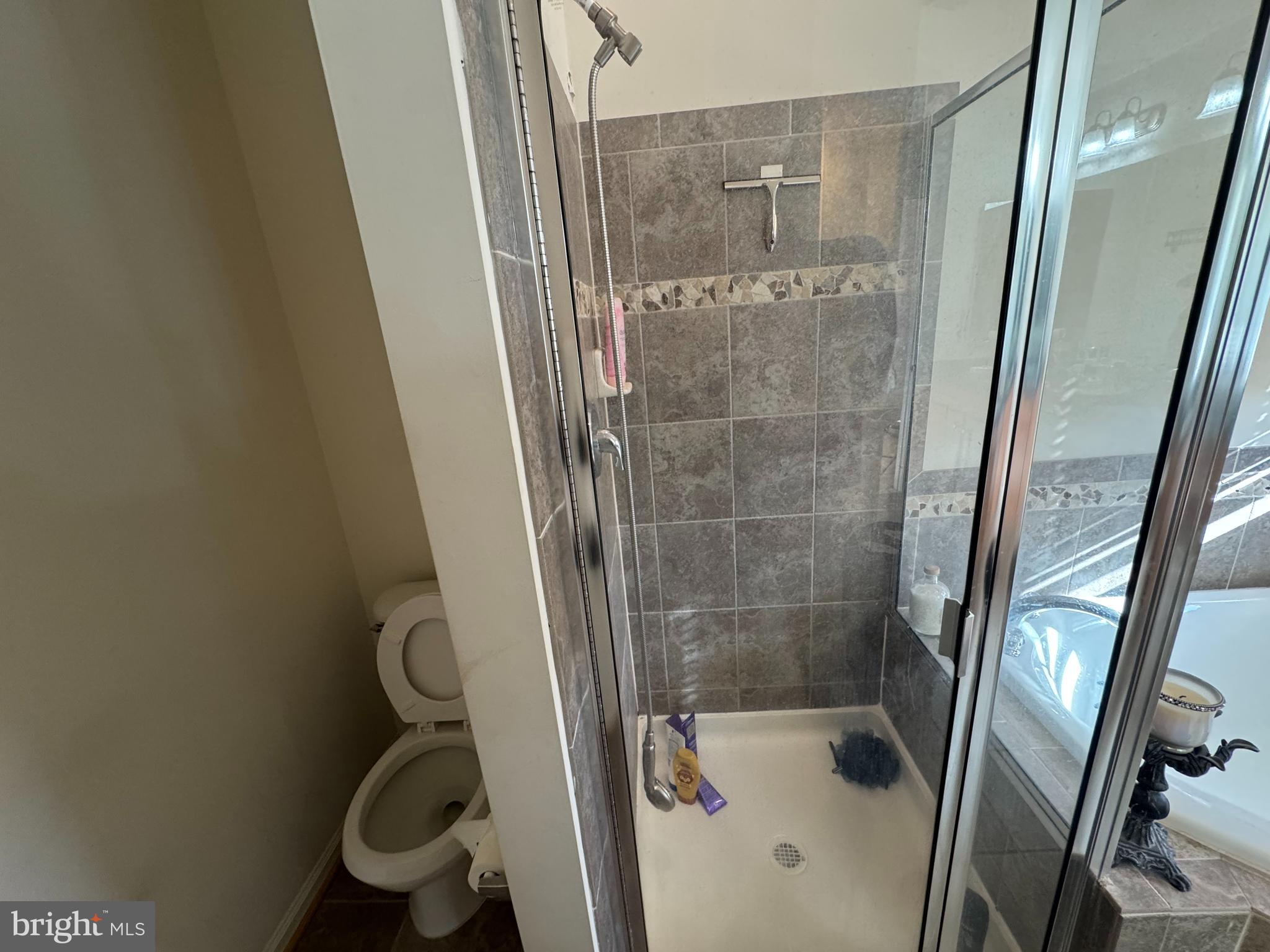 PORT POTOMAC - Residential Lease