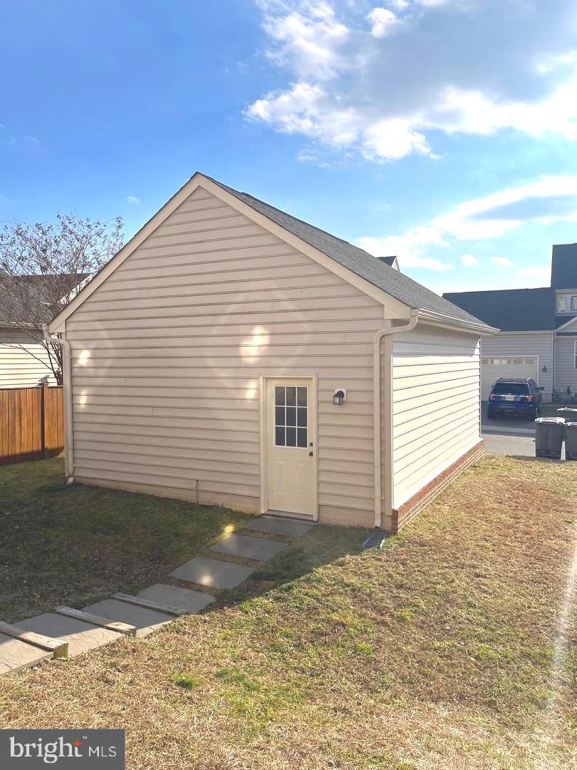 PORT POTOMAC - Residential Lease