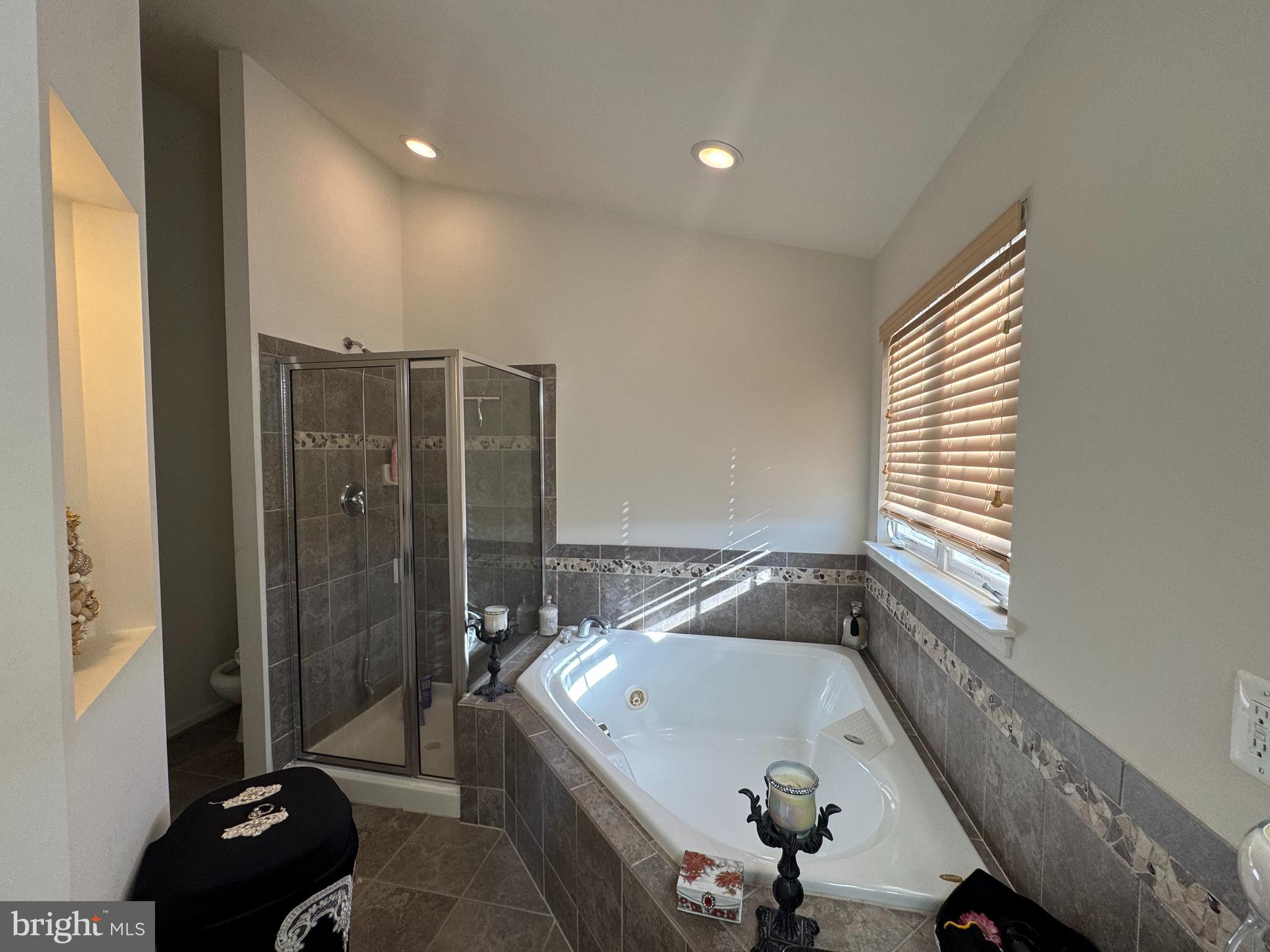 PORT POTOMAC - Residential Lease