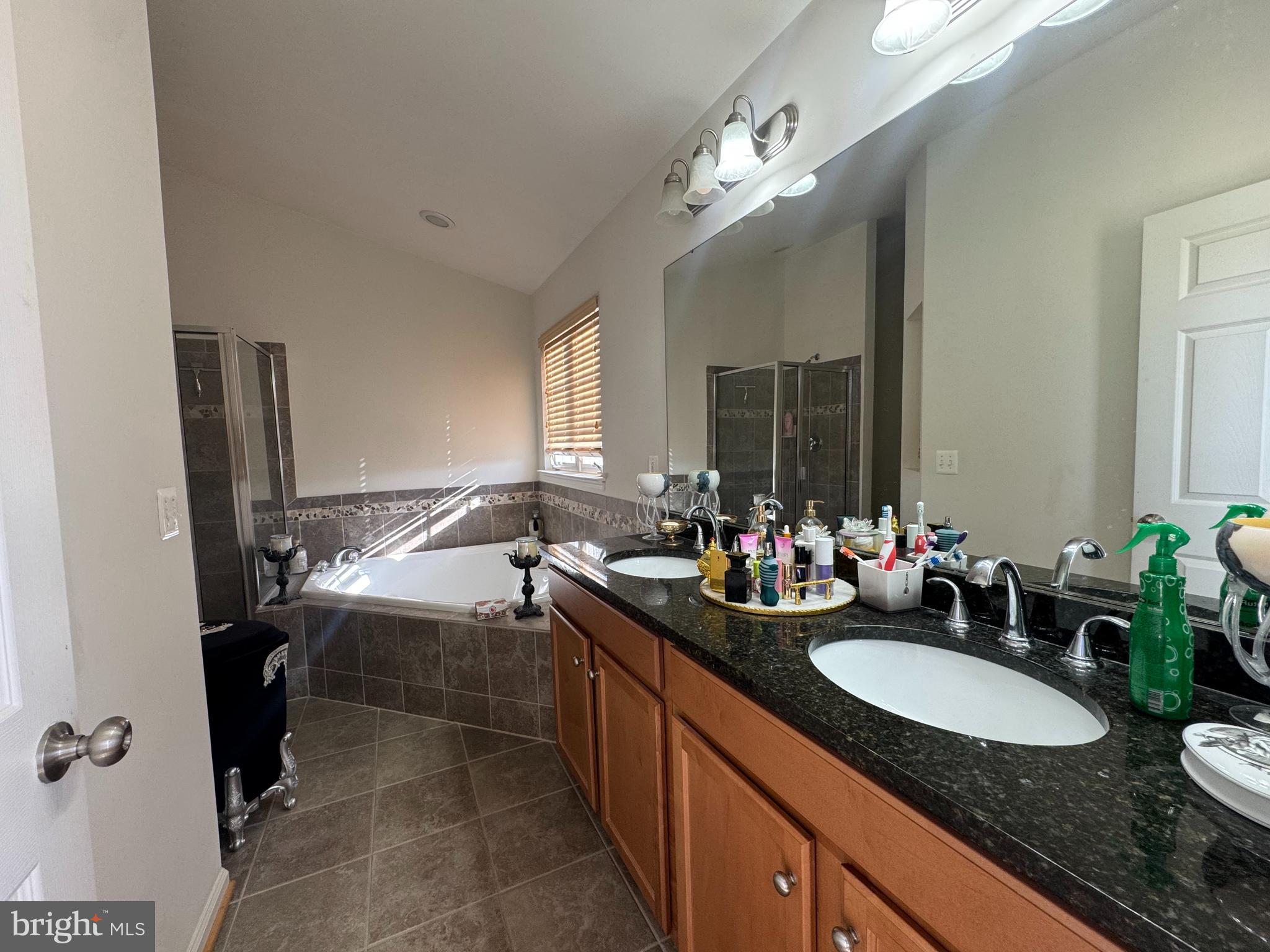 PORT POTOMAC - Residential Lease