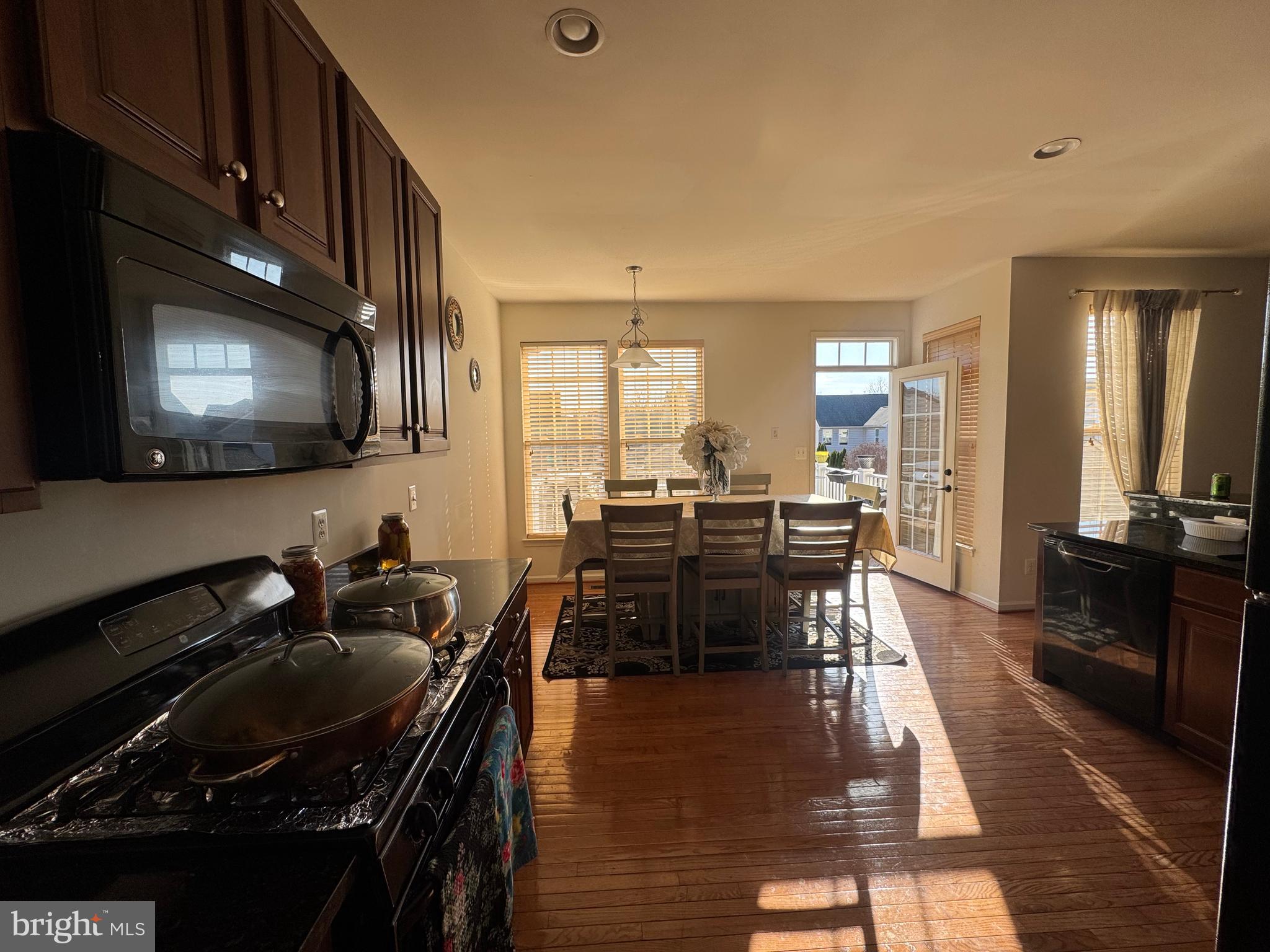 PORT POTOMAC - Residential Lease