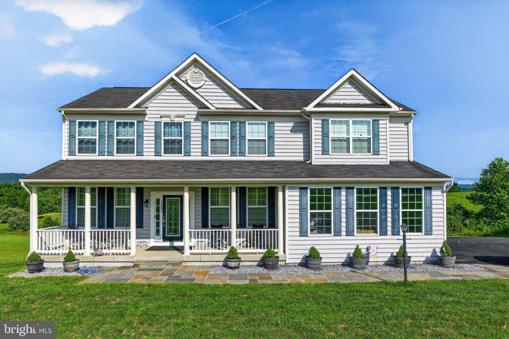 Photo of 12003 Stonehouse View Court, LOVETTSVILLE, VA 20180 (MLS # VALO2132776)