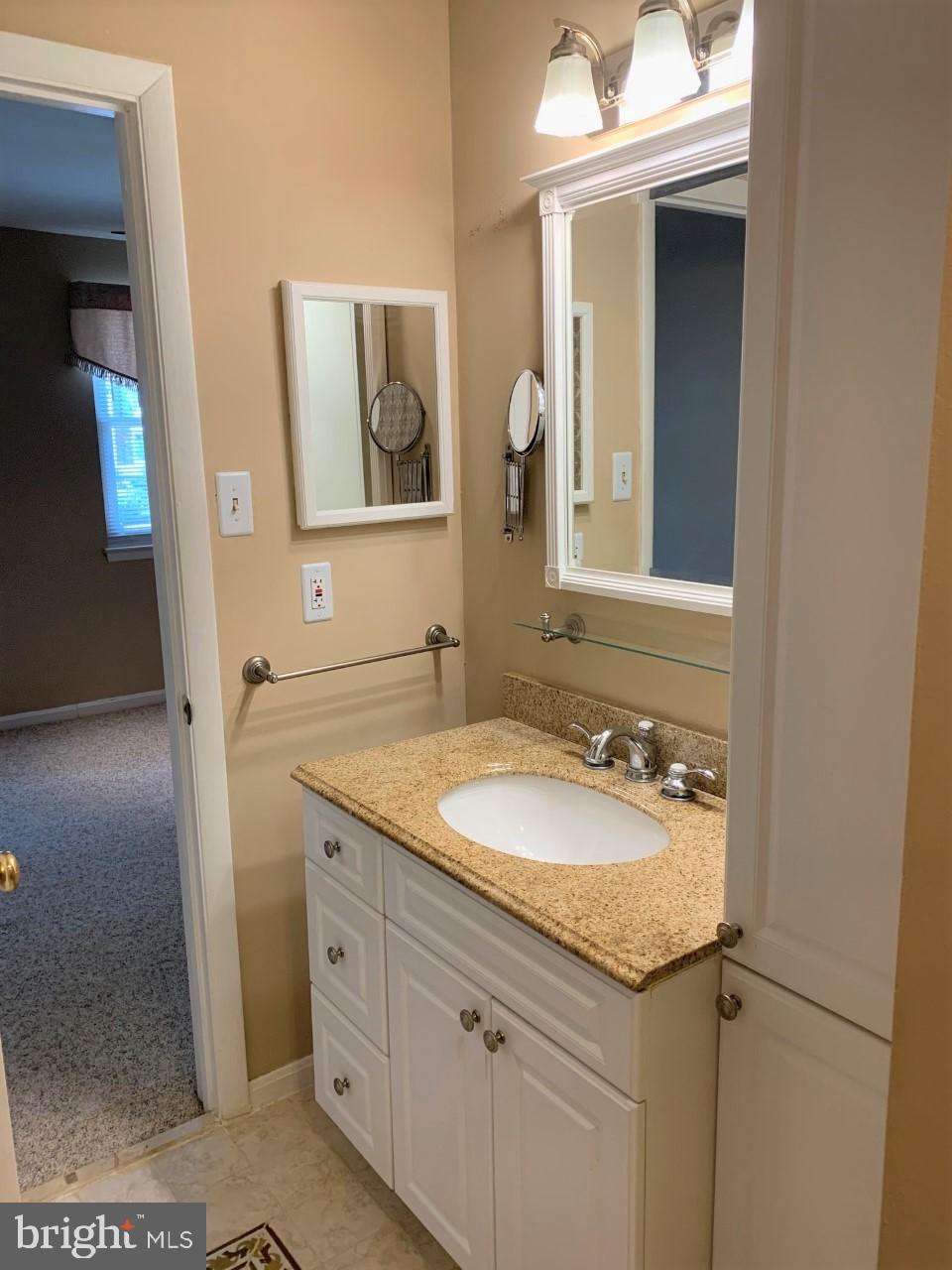 DALE CITY - Residential Lease