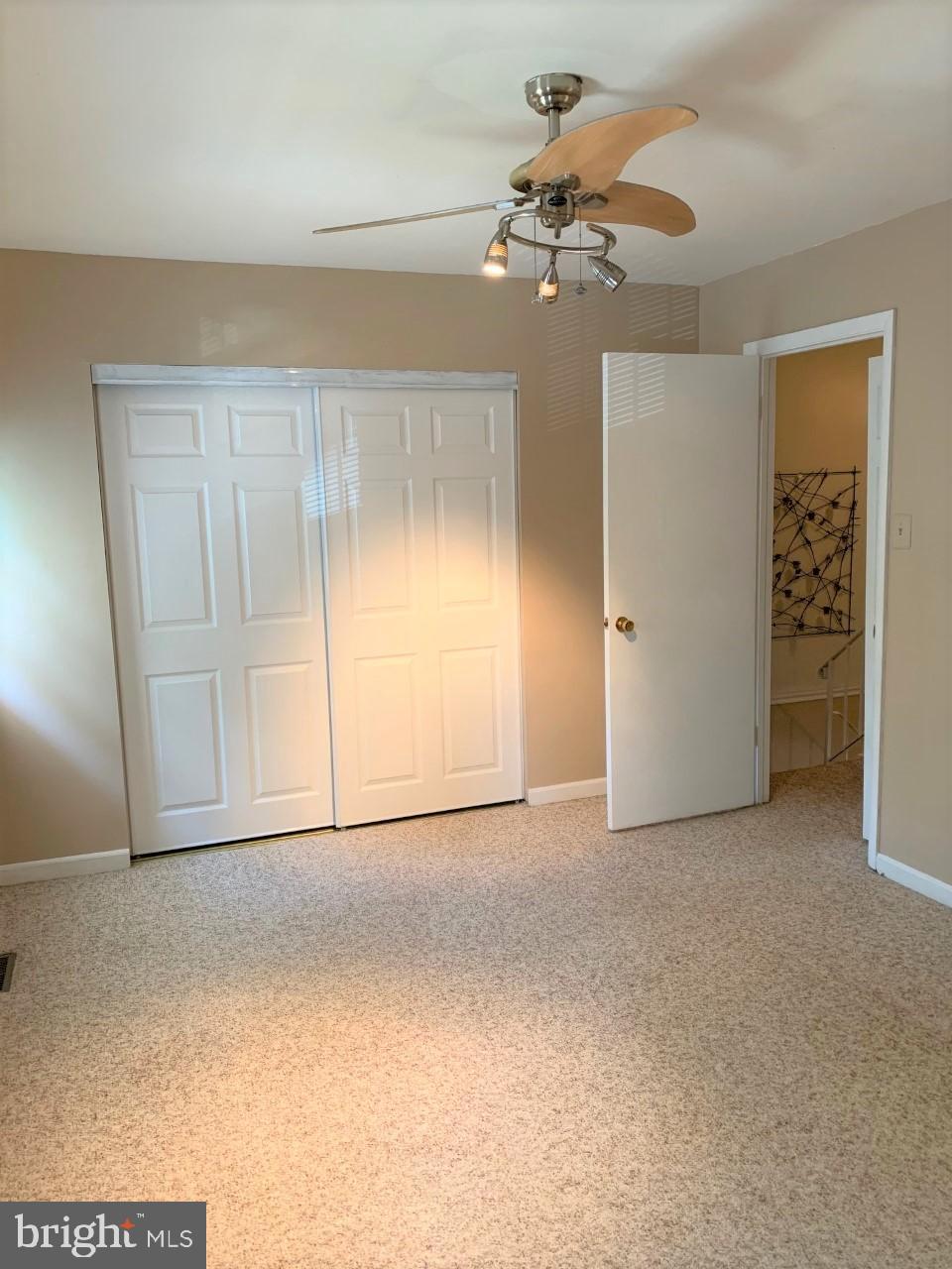 DALE CITY - Residential Lease