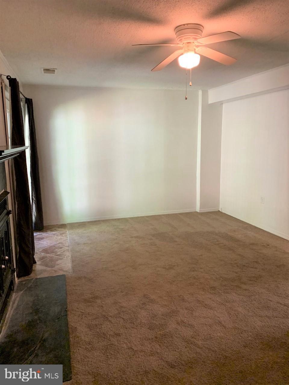 DALE CITY - Residential Lease