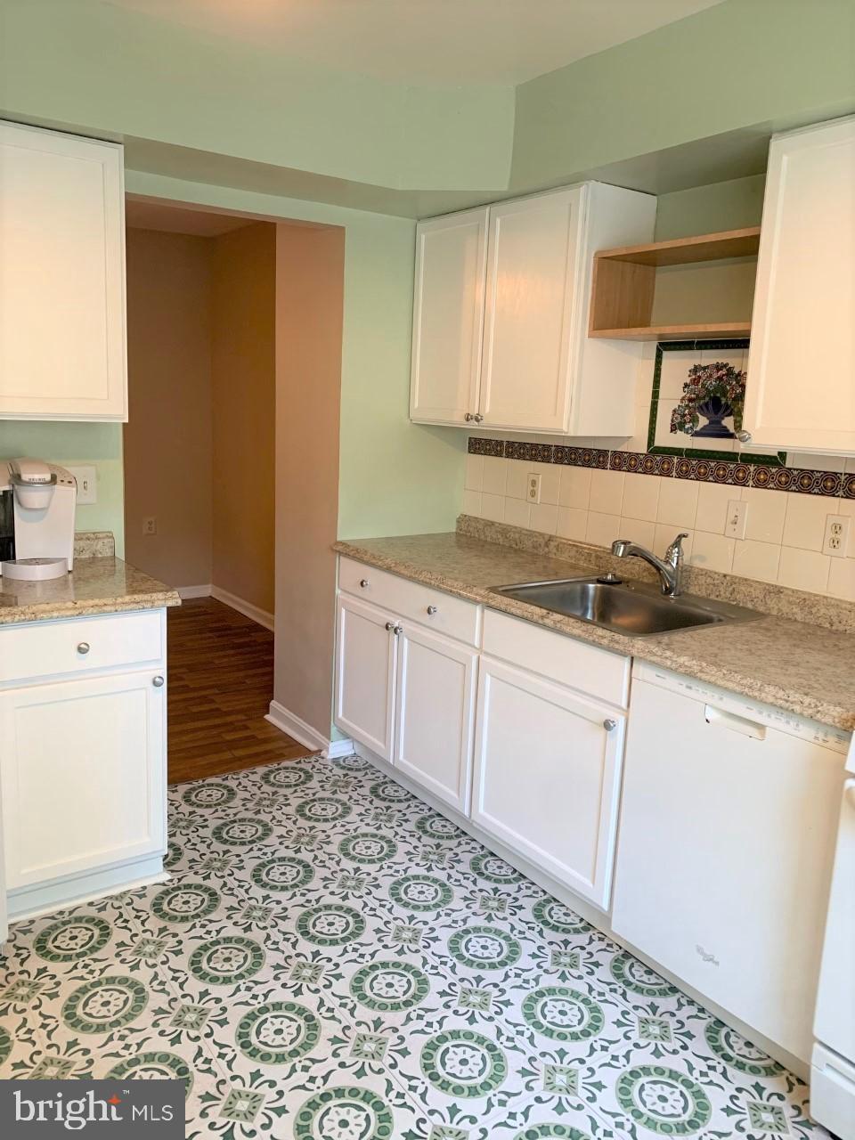 DALE CITY - Residential Lease