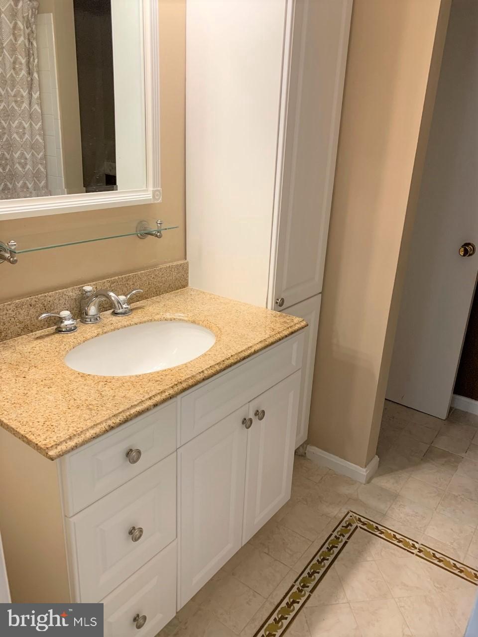 DALE CITY - Residential Lease