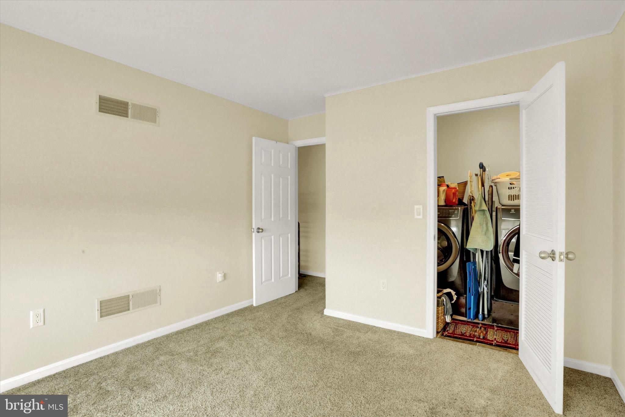 SOUTHPOINT OF HERSHEY - Residential