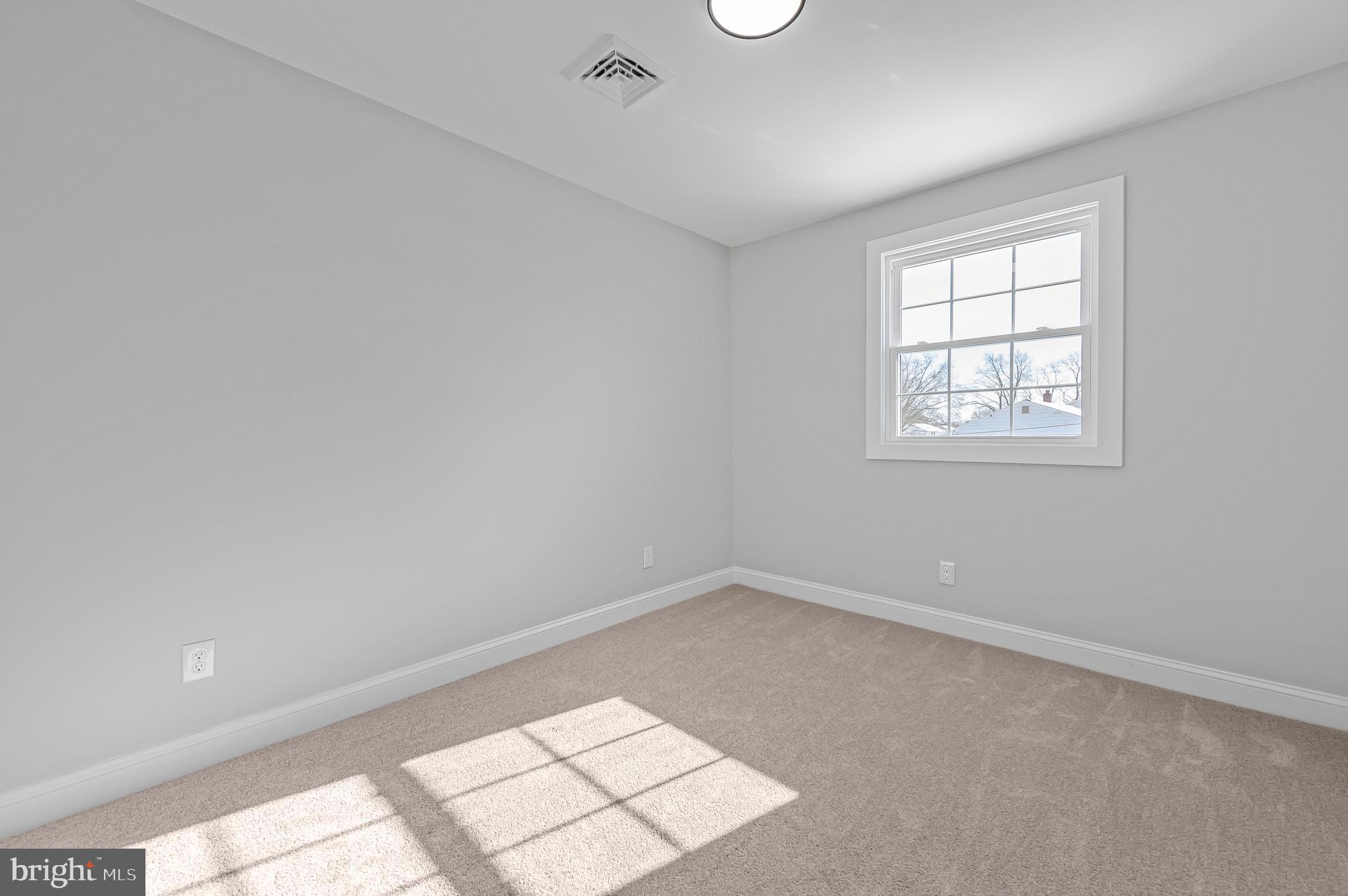 SWEET BRIAR - Residential