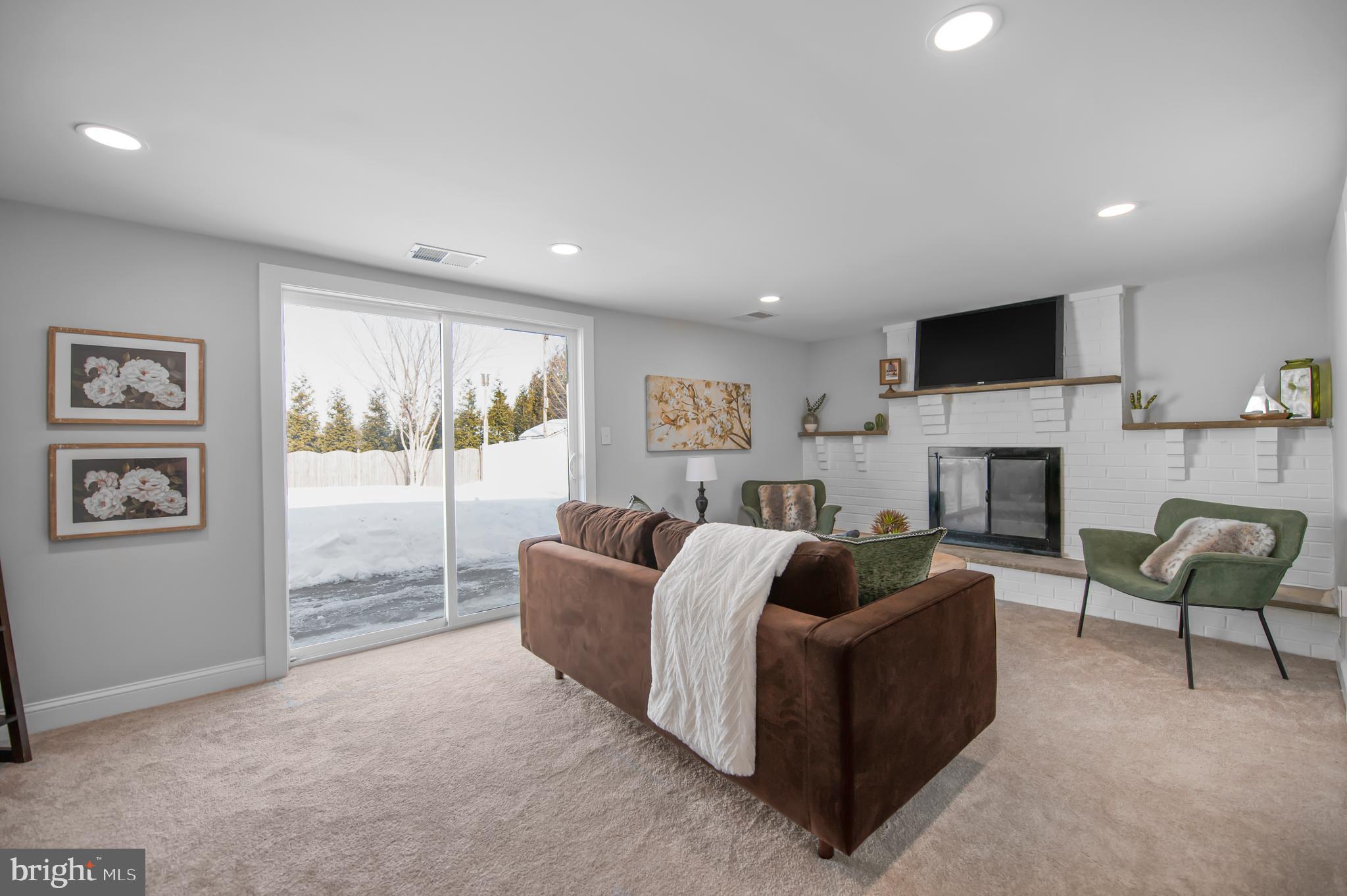 SWEET BRIAR - Residential