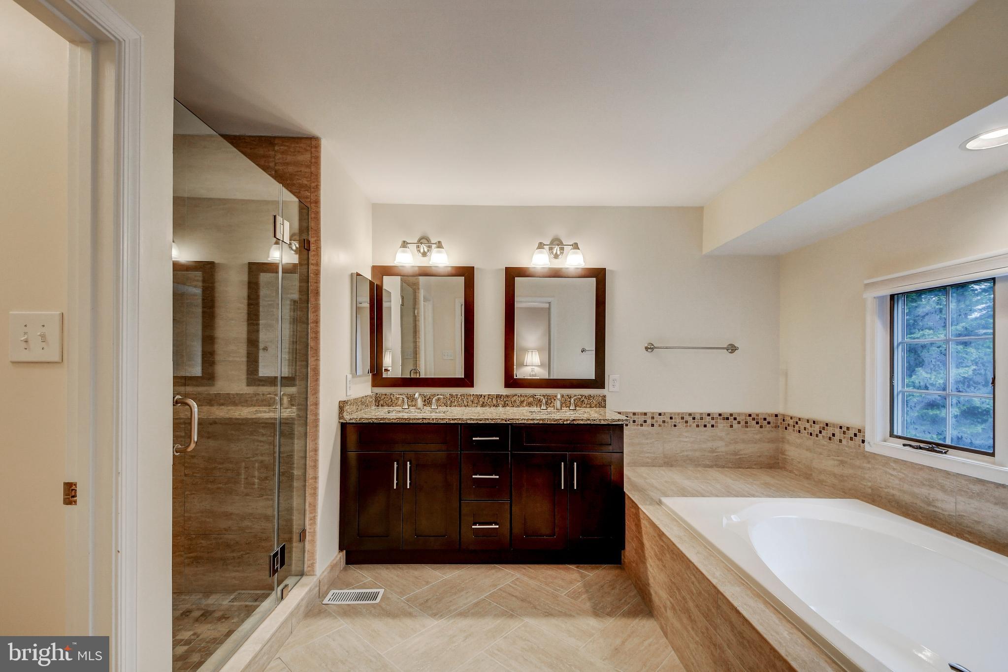 MOUNT HEBRON - Residential