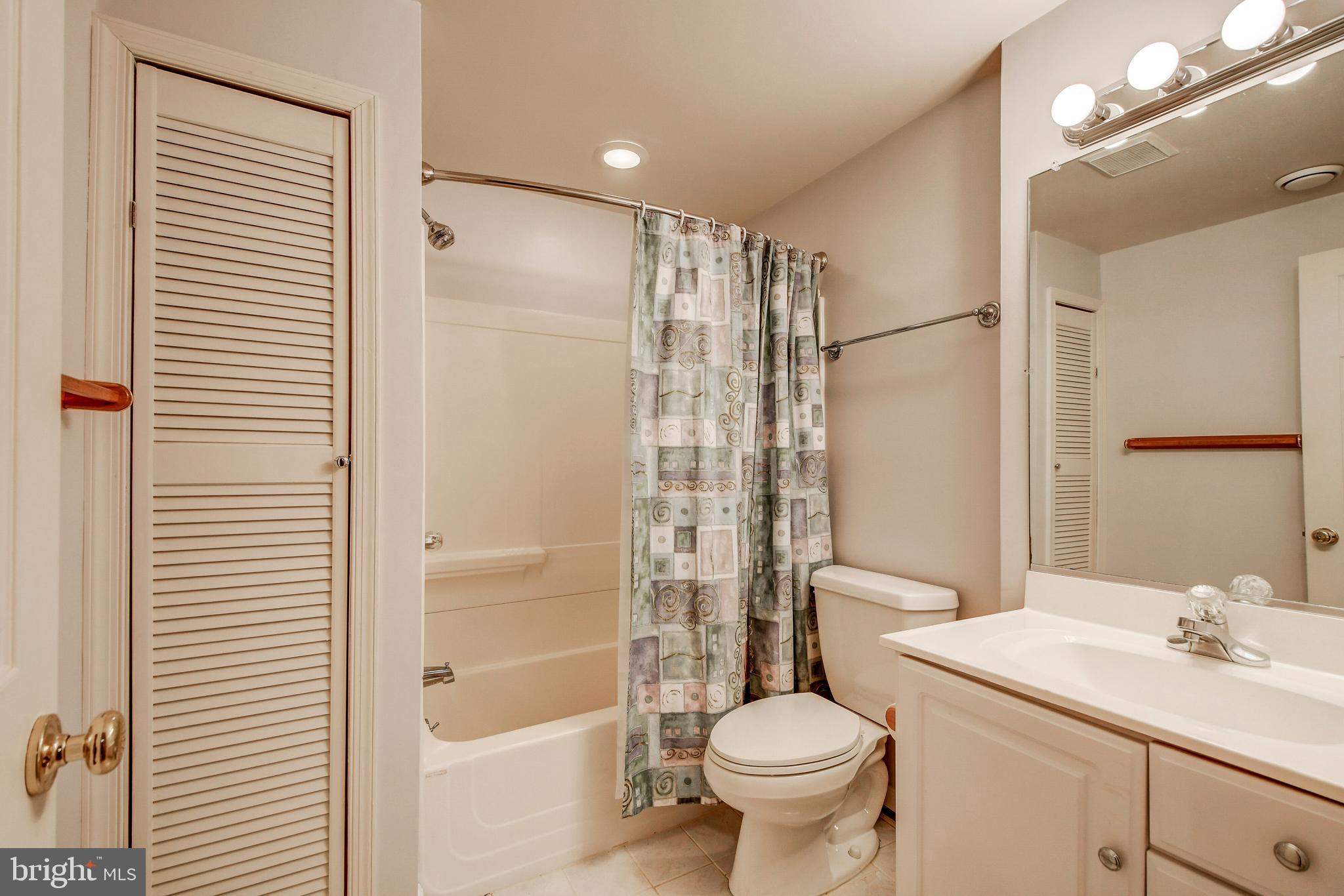 MOUNT HEBRON - Residential