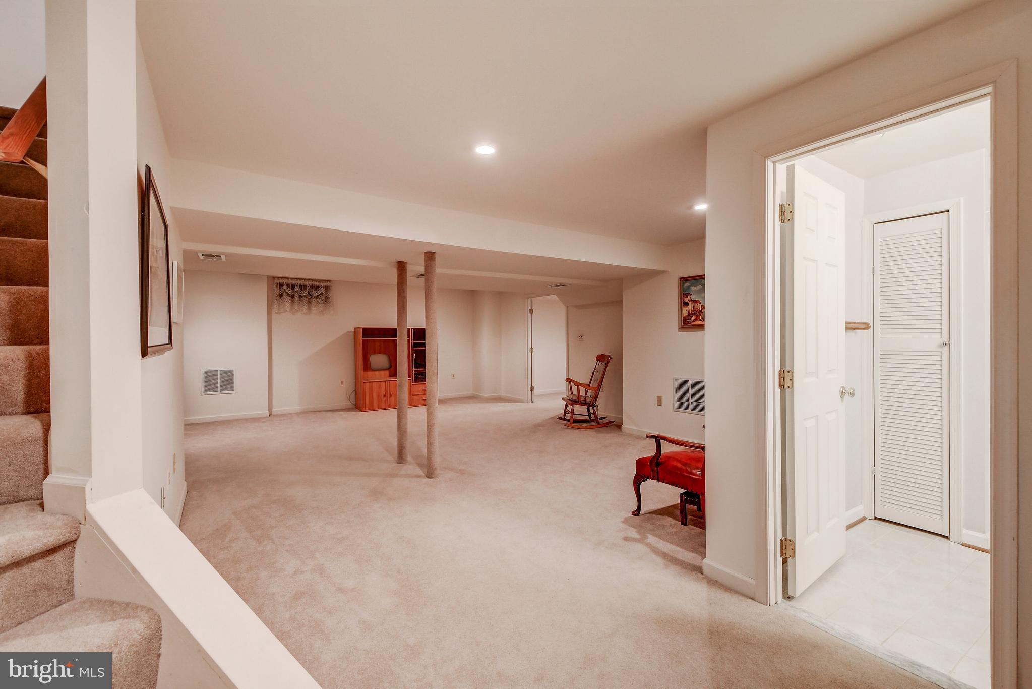 MOUNT HEBRON - Residential