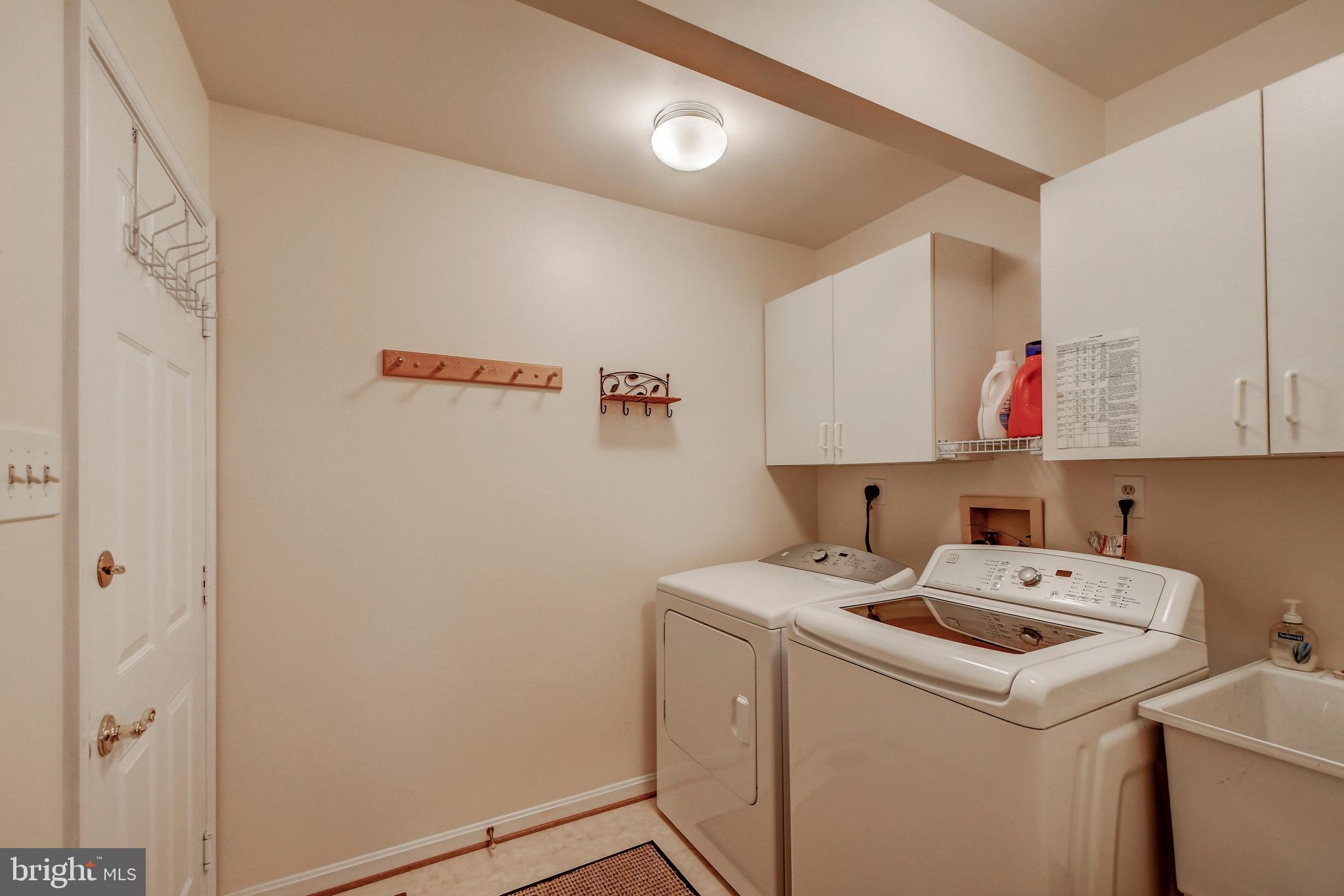 MOUNT HEBRON - Residential