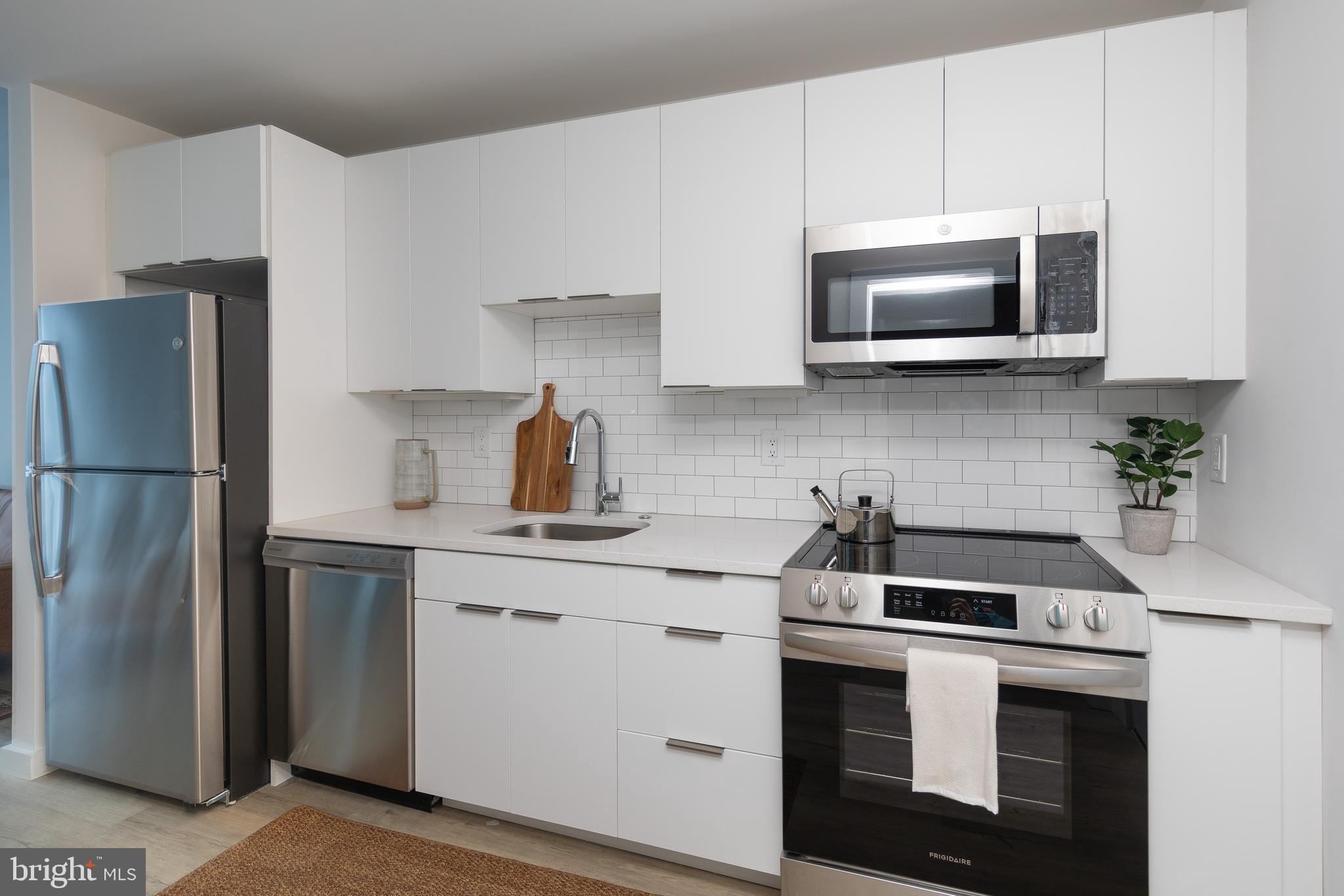 FISHTOWN - Residential Lease