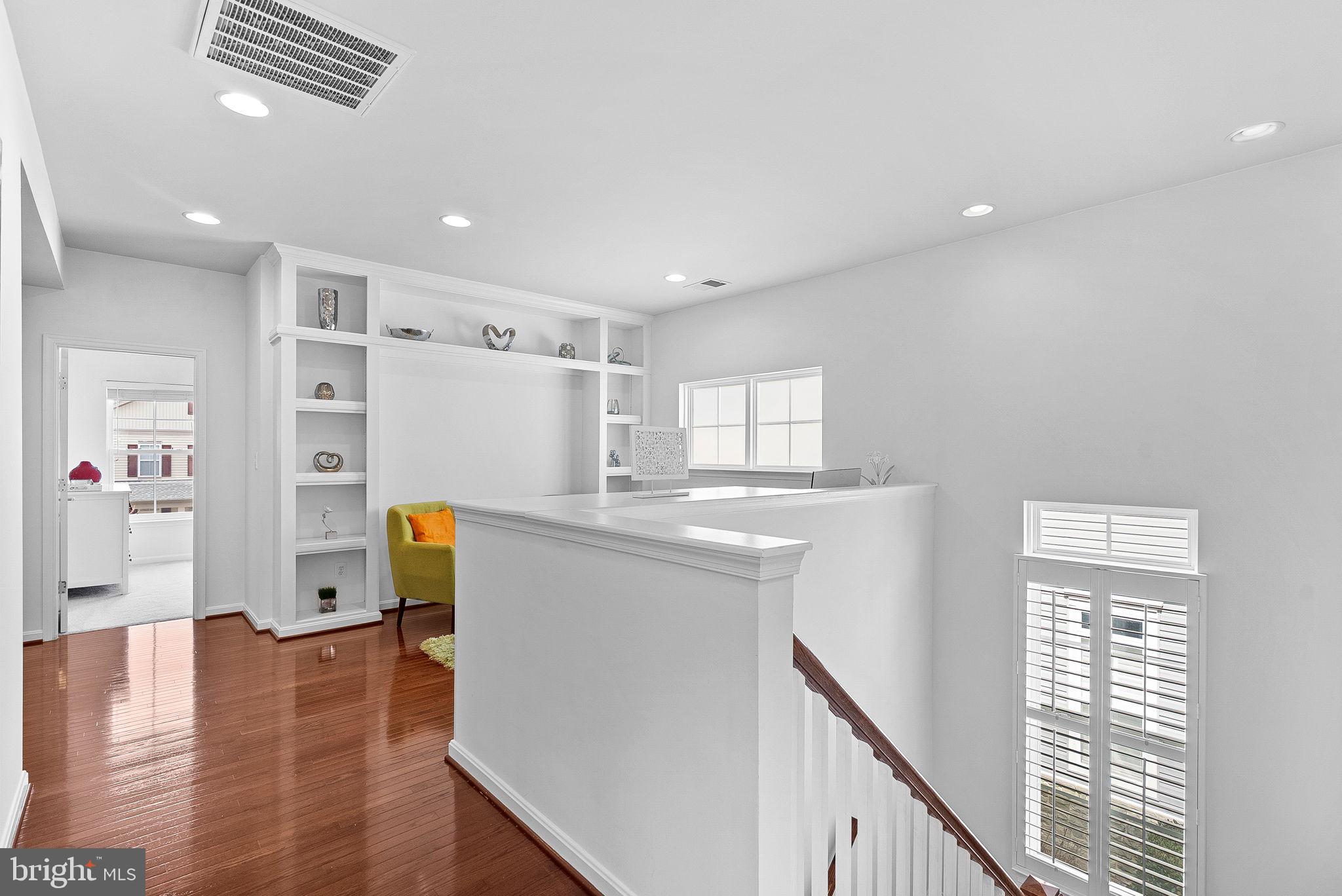 BRAMBLETON - Residential