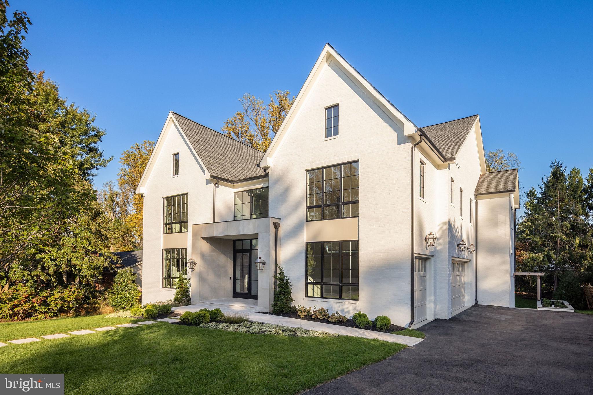 1509 WOODACRE DRIVE