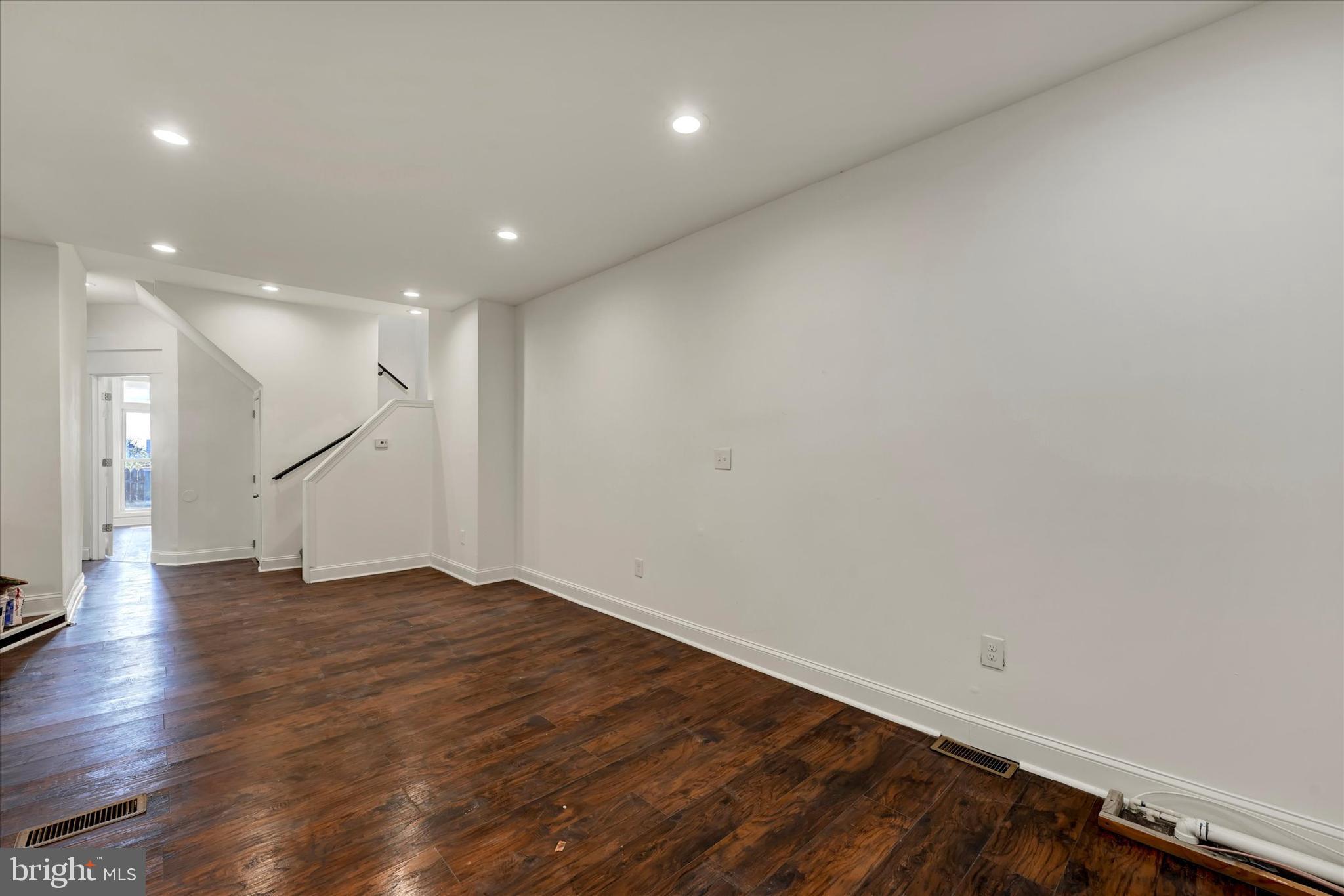 HARWOOD - Residential