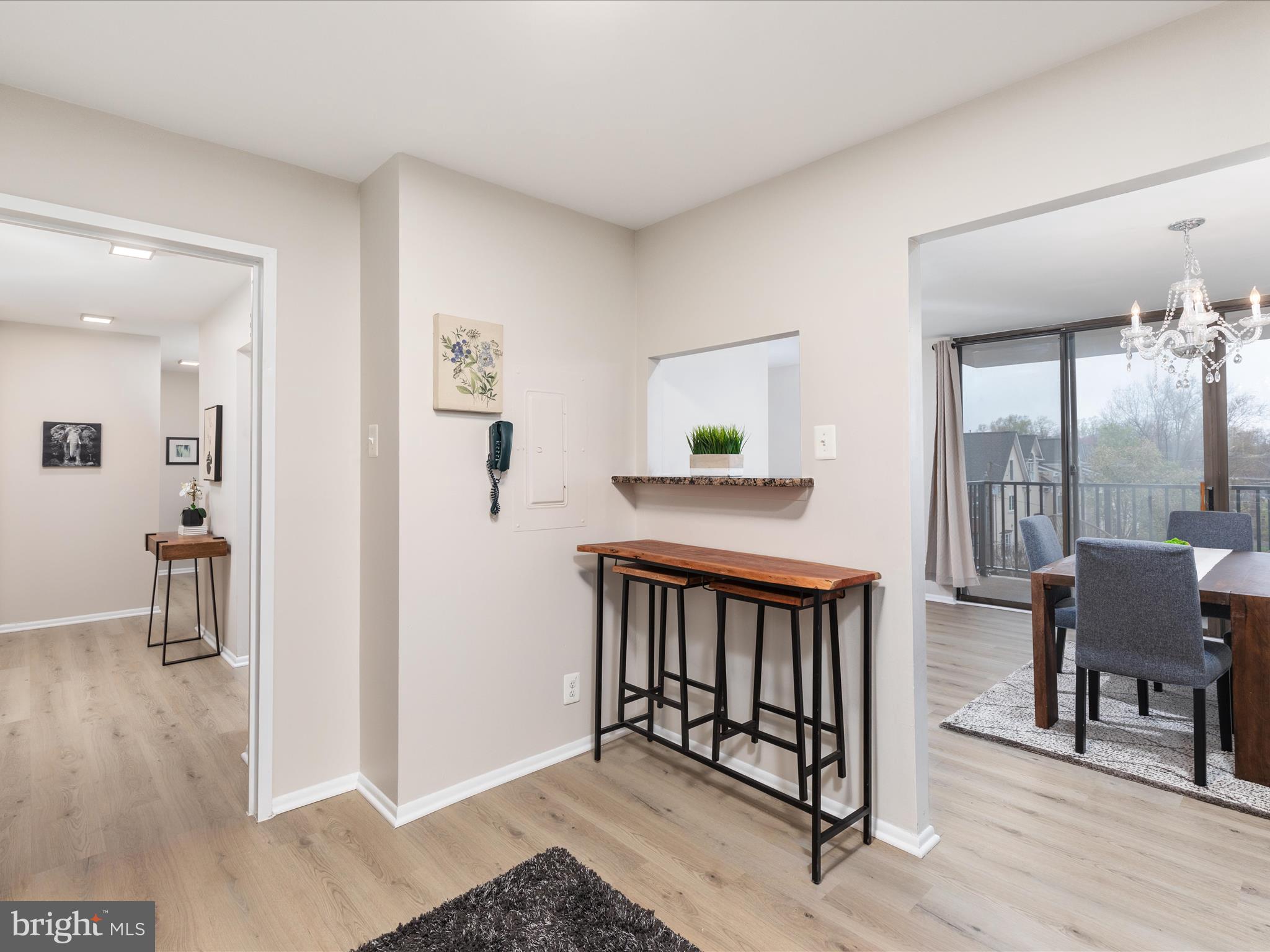 MCLEAN HOUSE - Residential