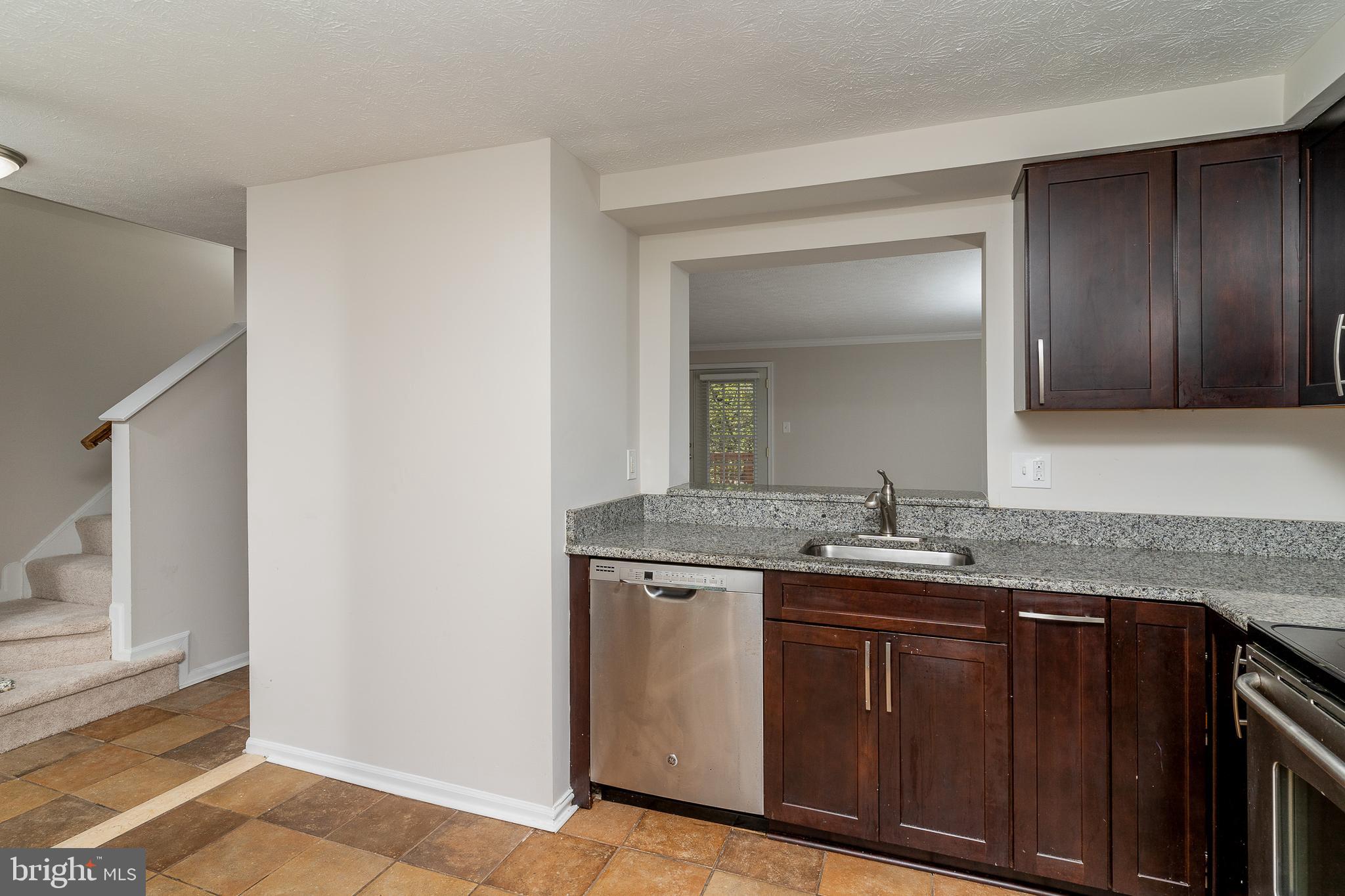 VILLAGE OF HICKORY RIDGE - Residential