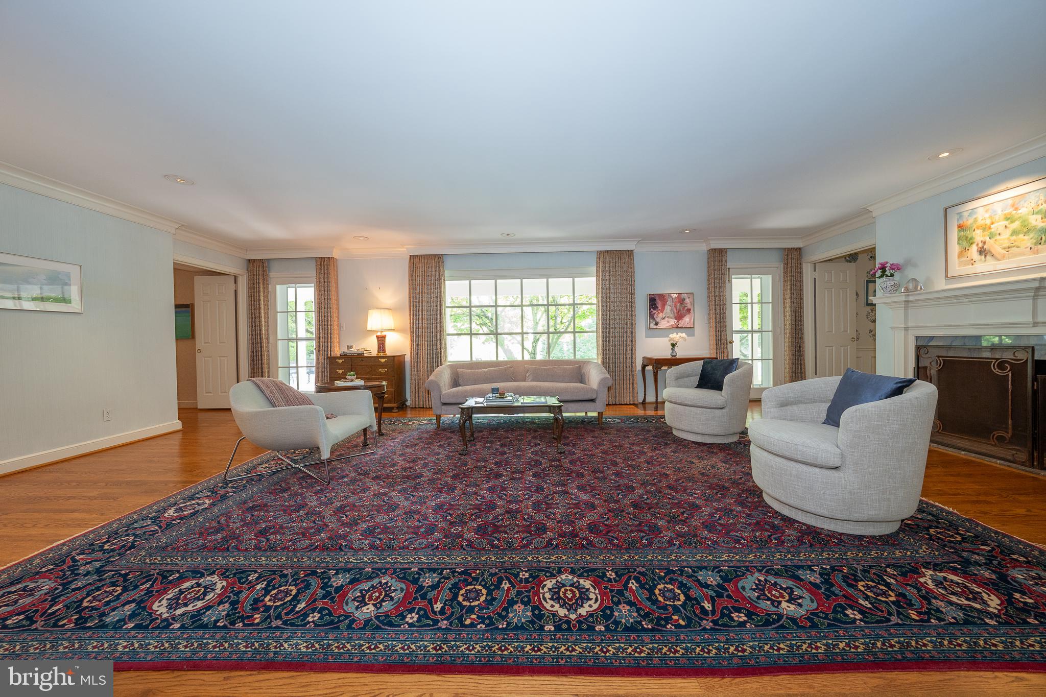 345 FISHERS ROAD