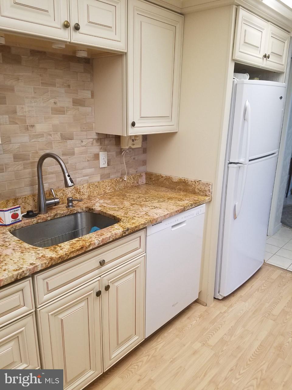 DULANEY TOWERS - Residential