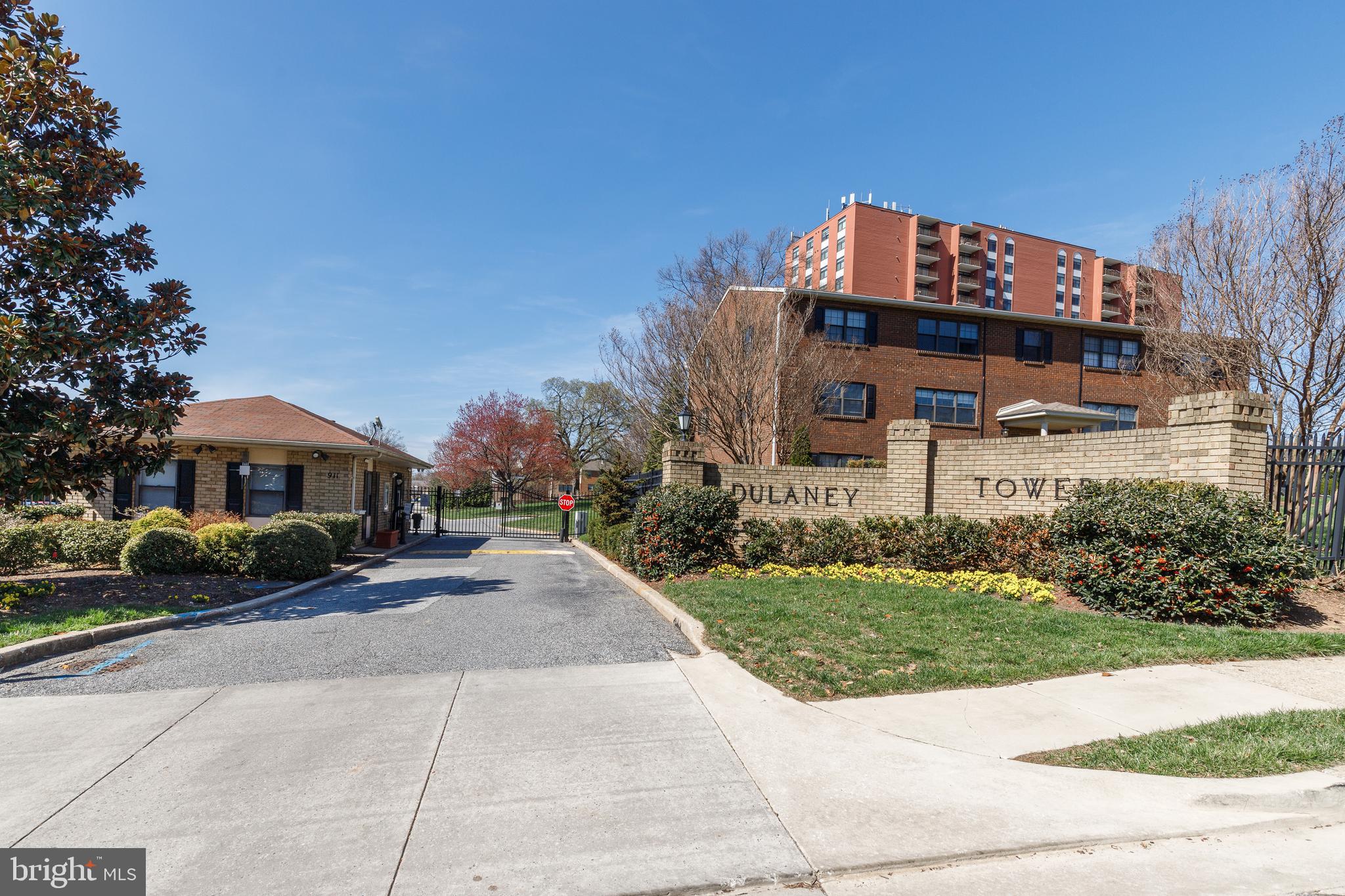 DULANEY TOWERS - Residential