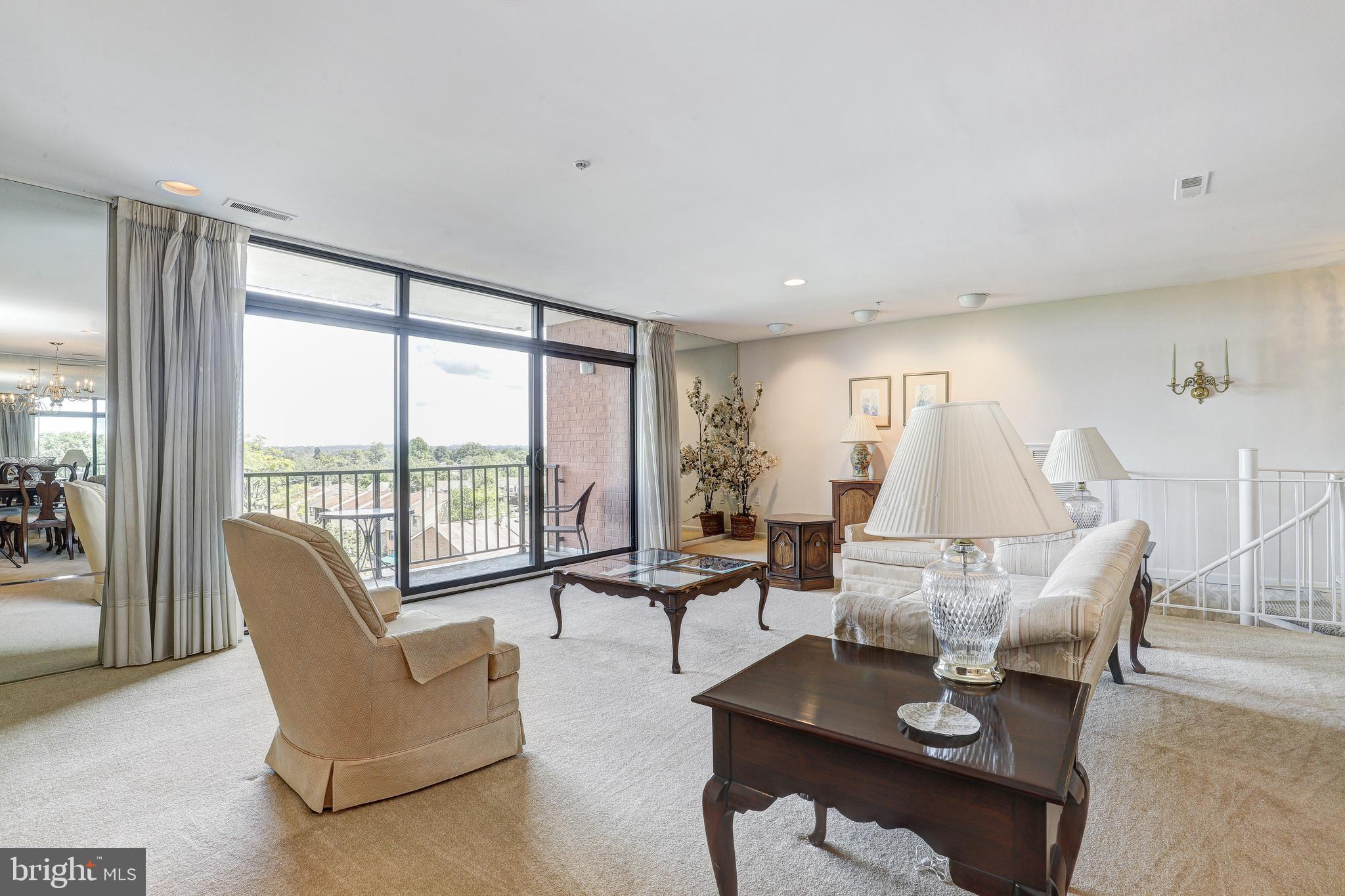 DULANEY TOWERS - Residential