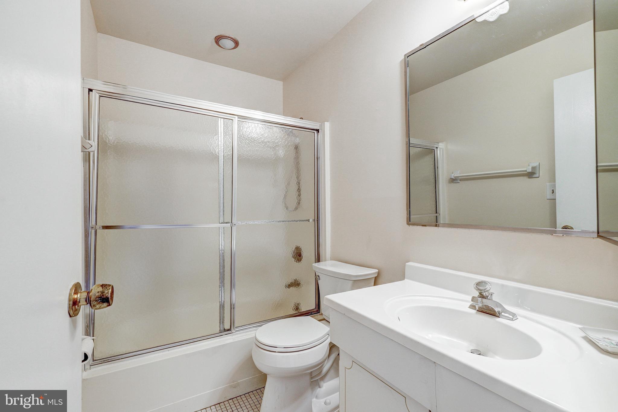 DULANEY TOWERS - Residential