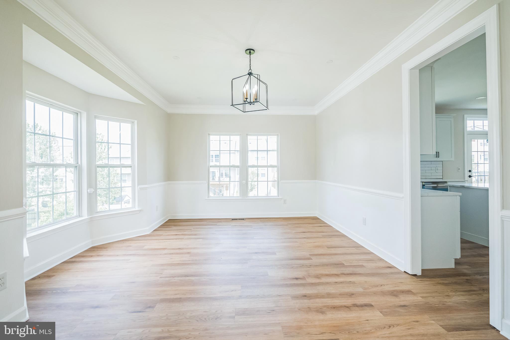 ARCHERS ROCK - Residential