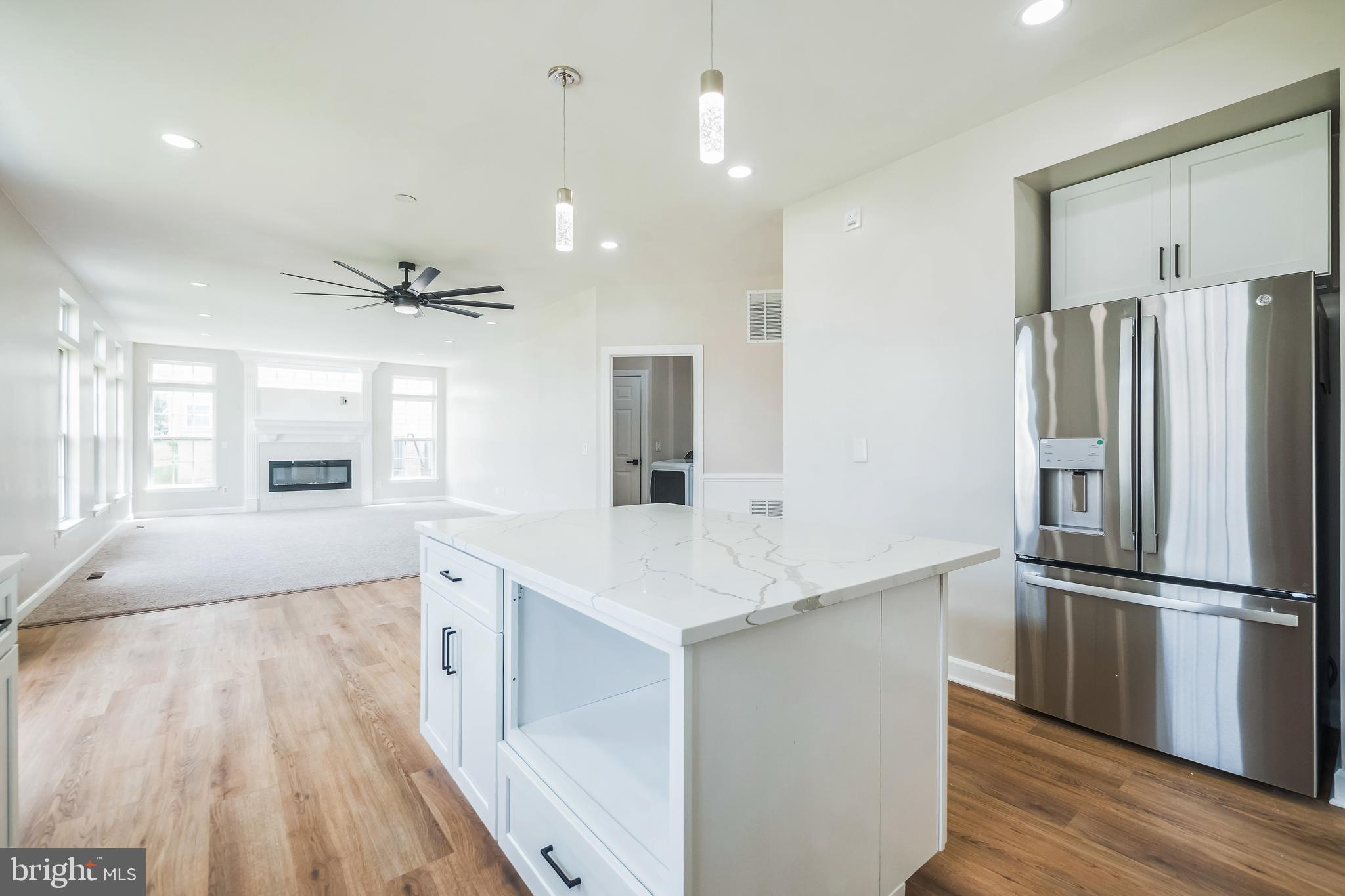 ARCHERS ROCK - Residential