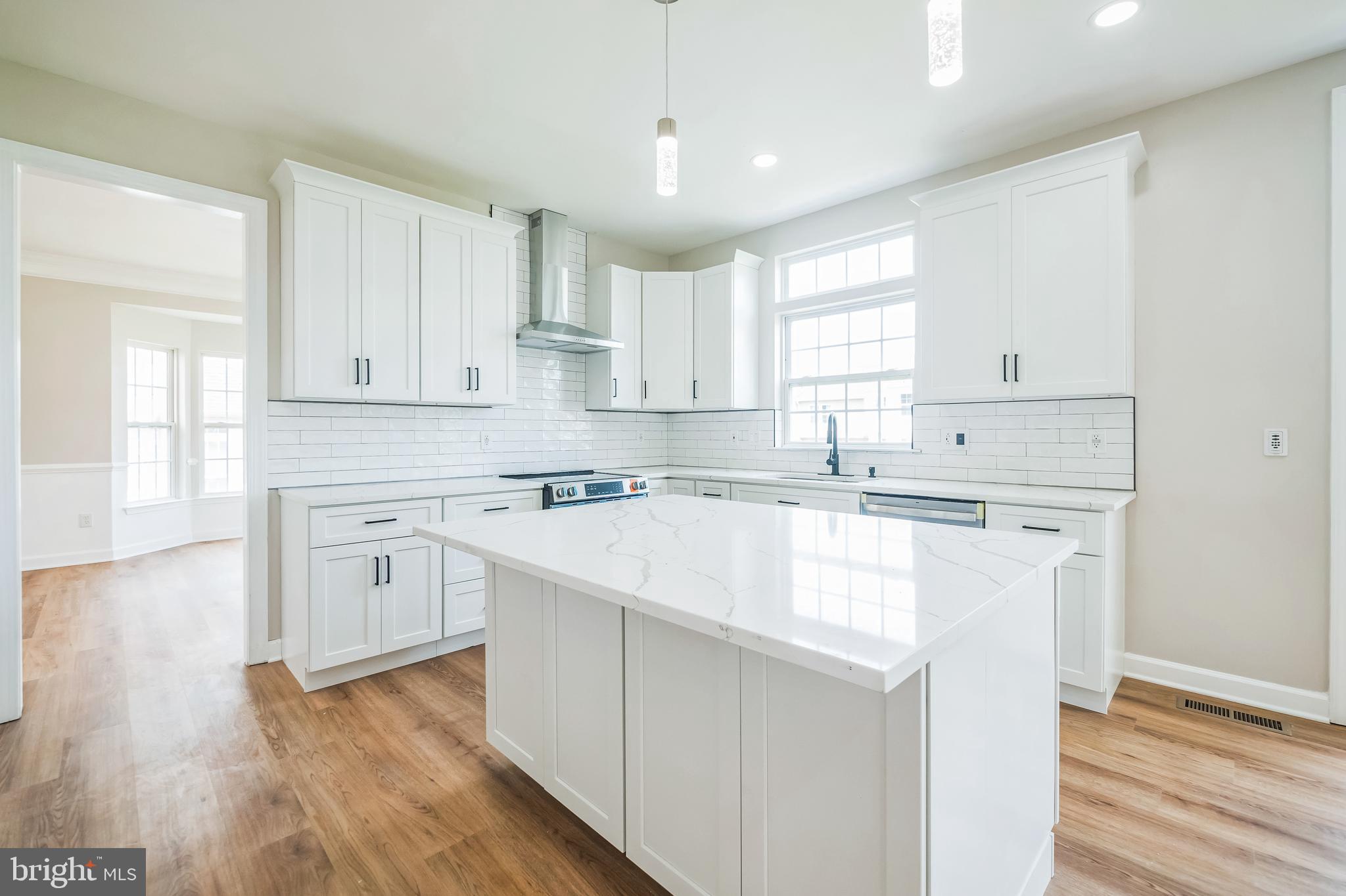 ARCHERS ROCK - Residential