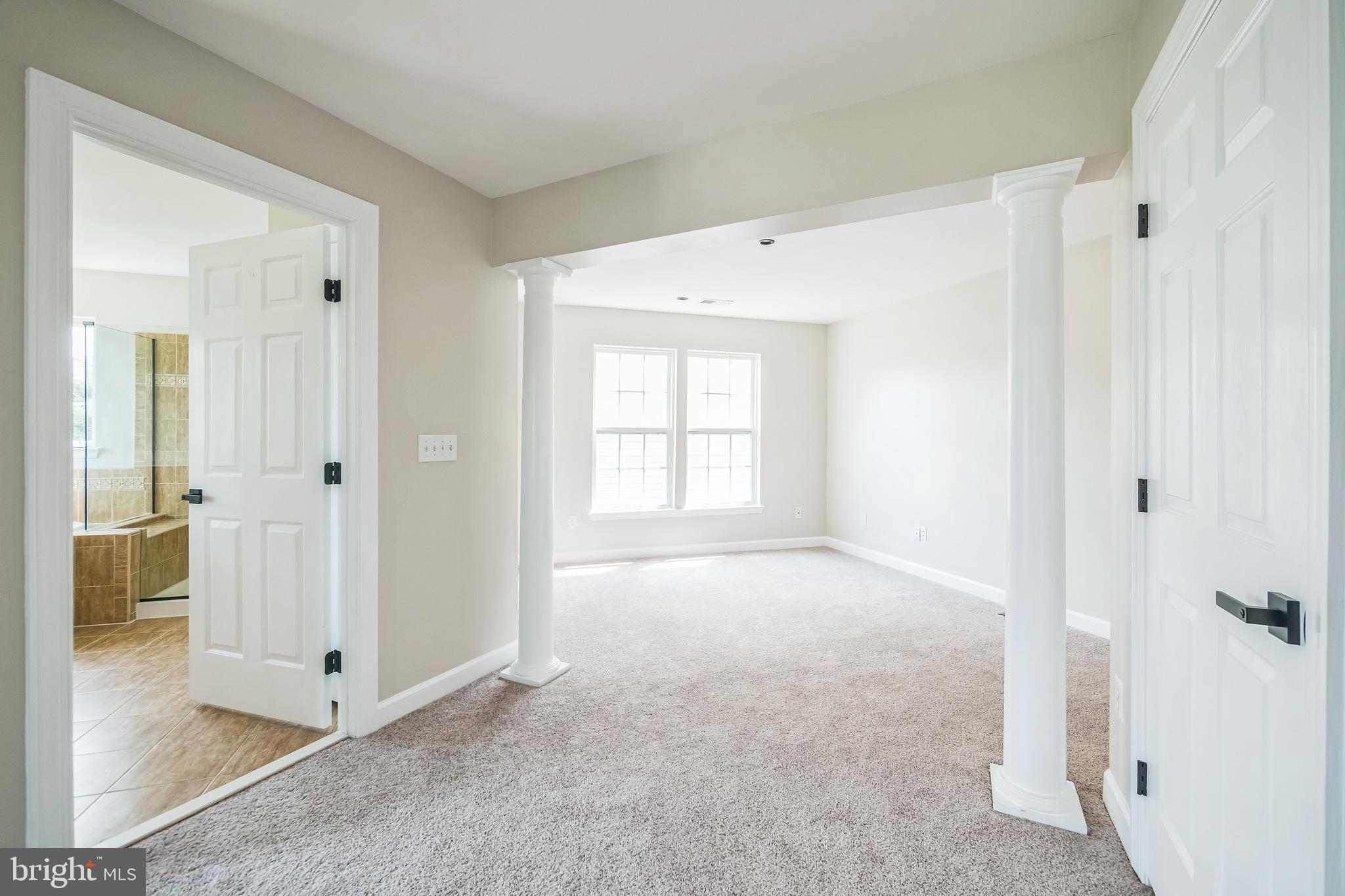 ARCHERS ROCK - Residential