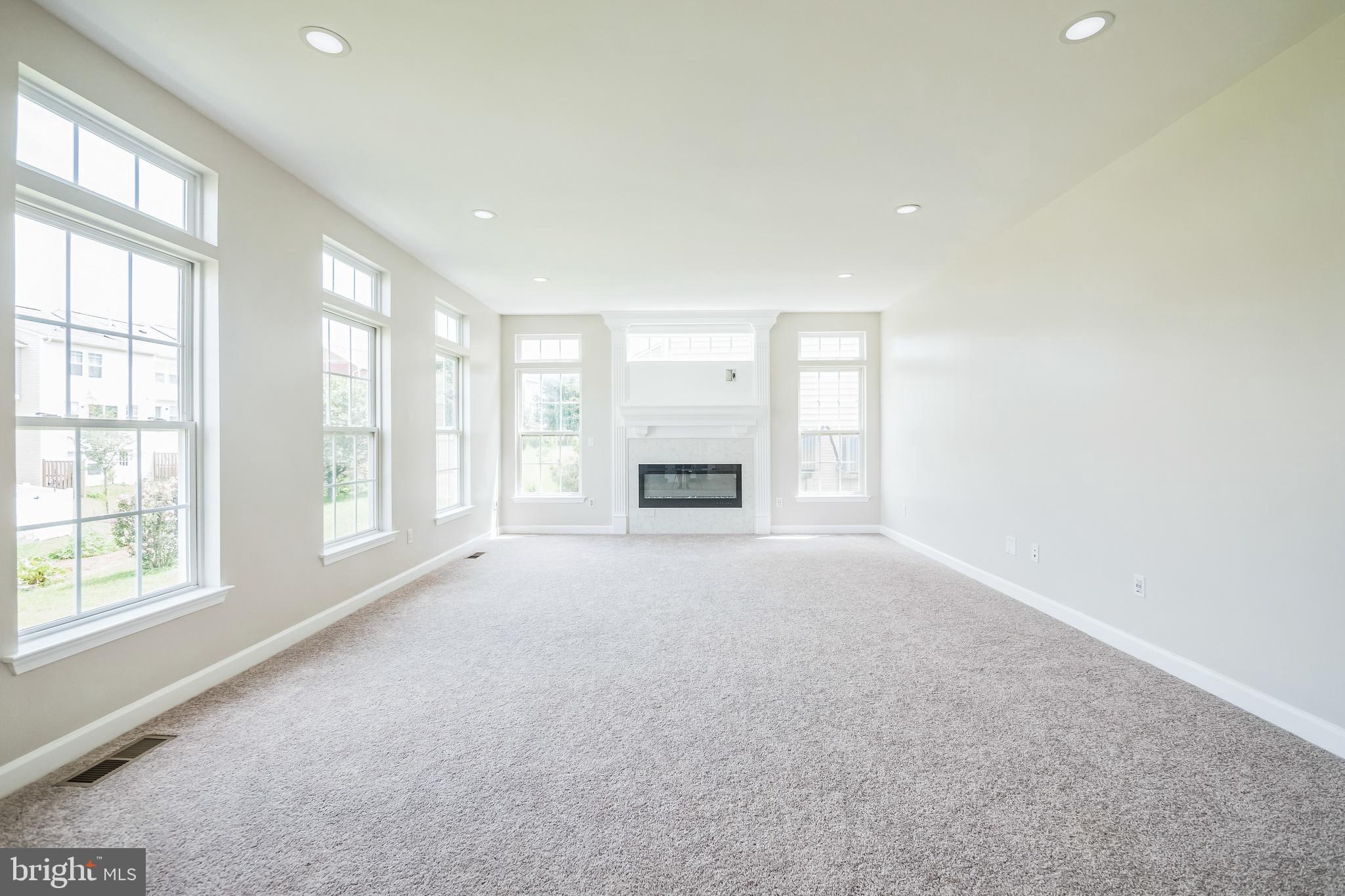 ARCHERS ROCK - Residential