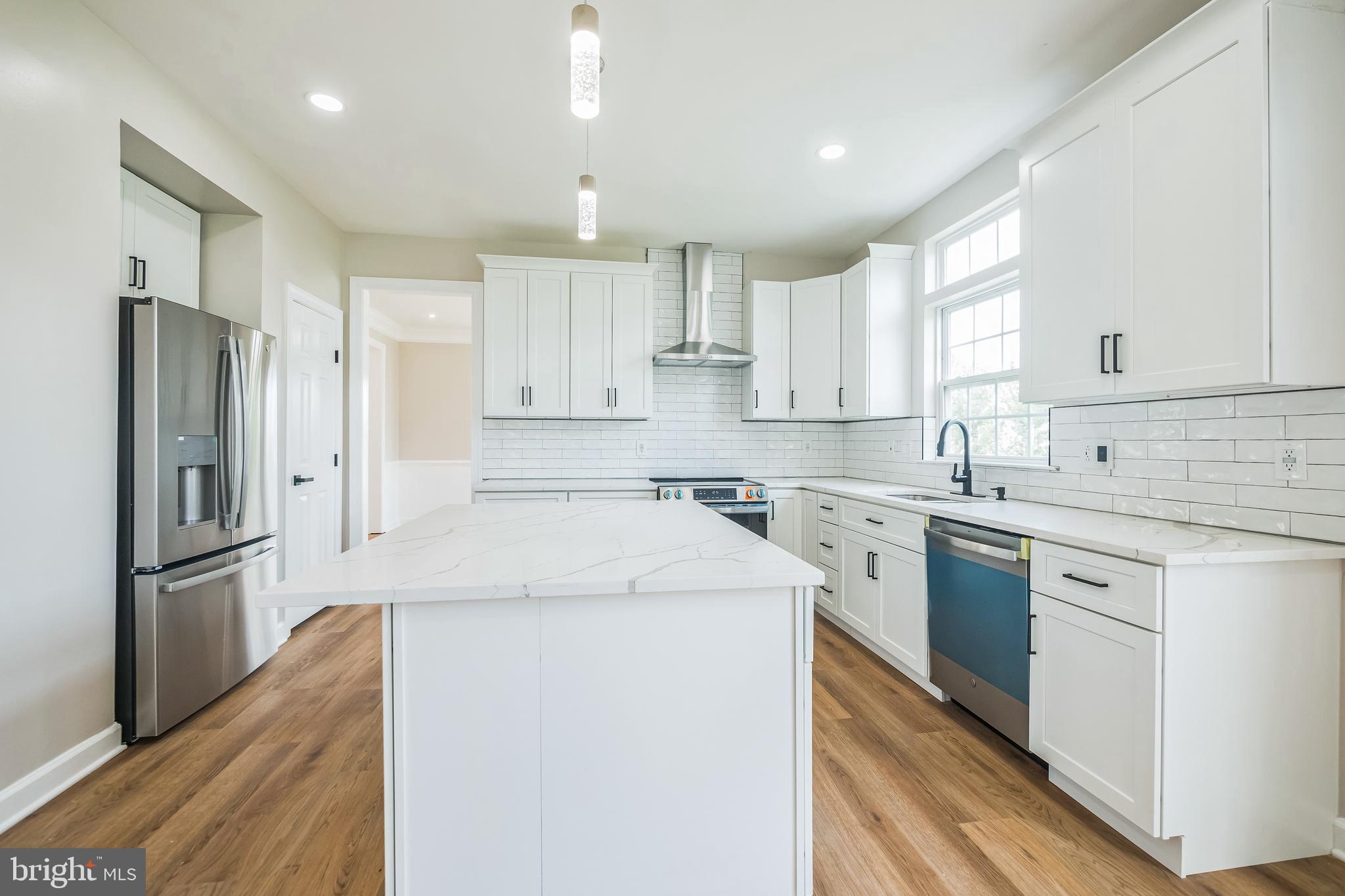 ARCHERS ROCK - Residential