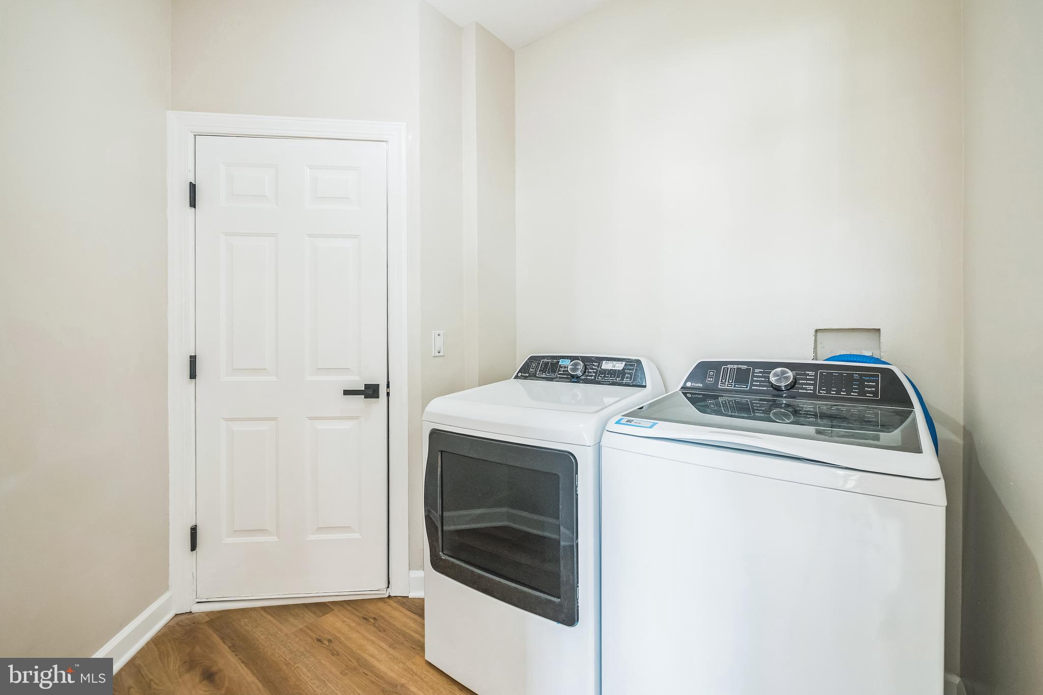 ARCHERS ROCK - Residential