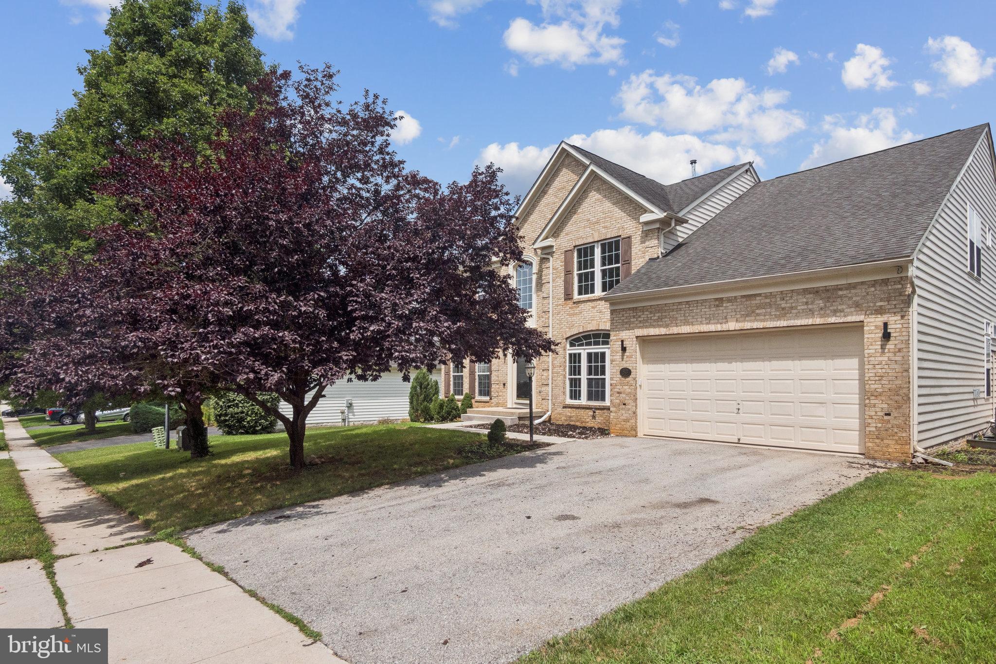 ARCHERS ROCK - Residential